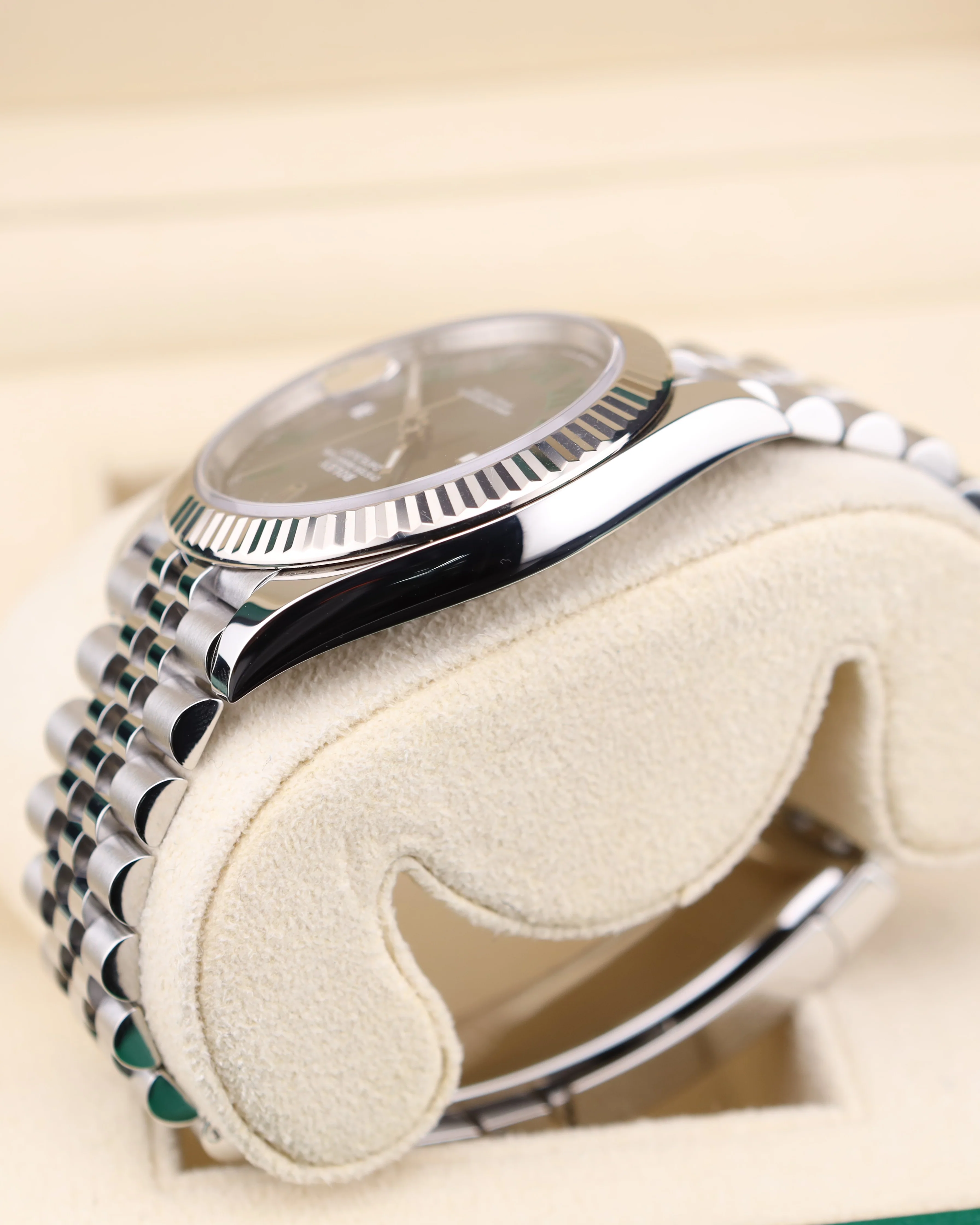 Rolex Datejust 41 Wimbledon Dial Steel Jubilee 126334 - Image 8