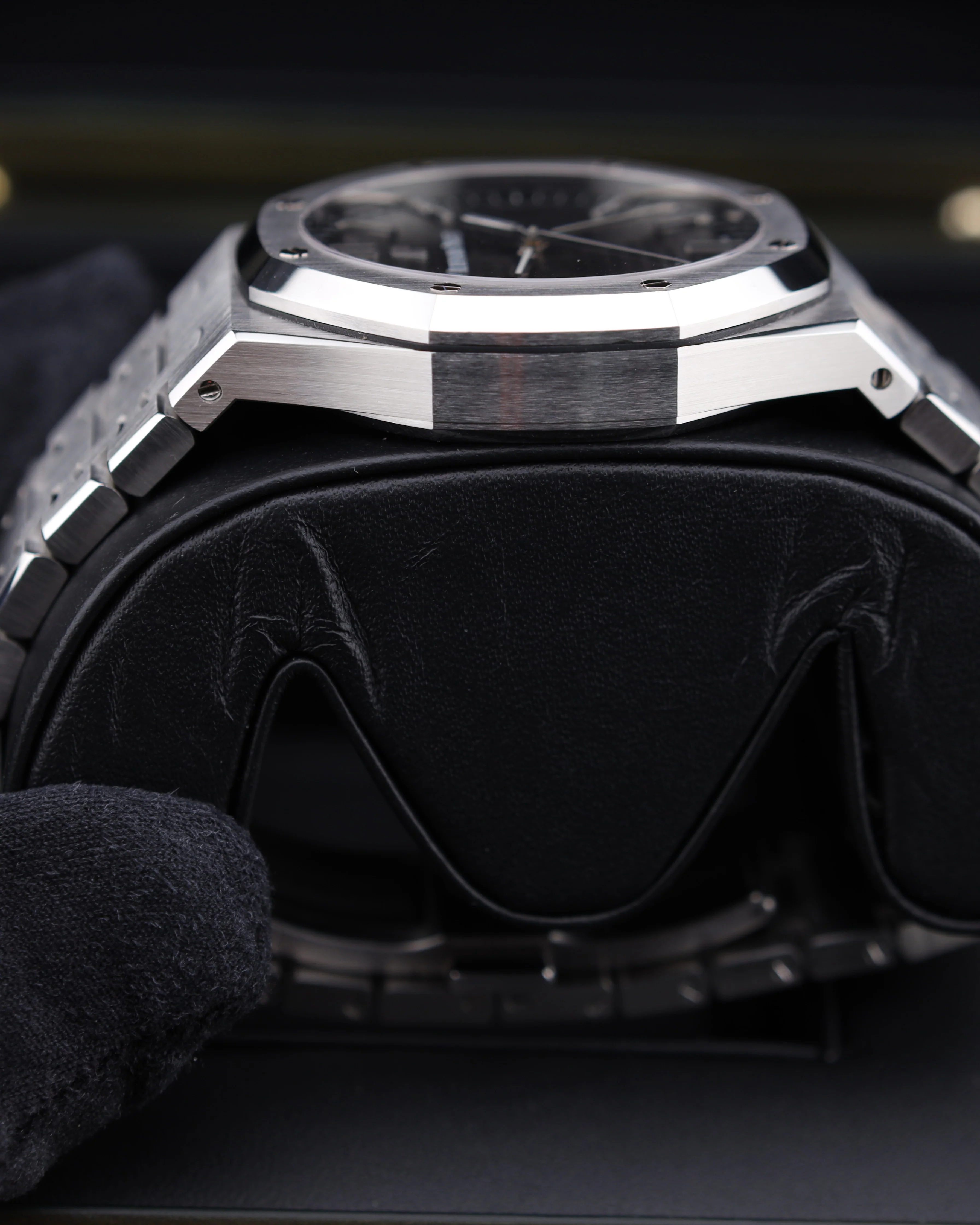 Audemars Piguet Royal Oak 15500ST Black Dial Exhibition Caseback - Image 7