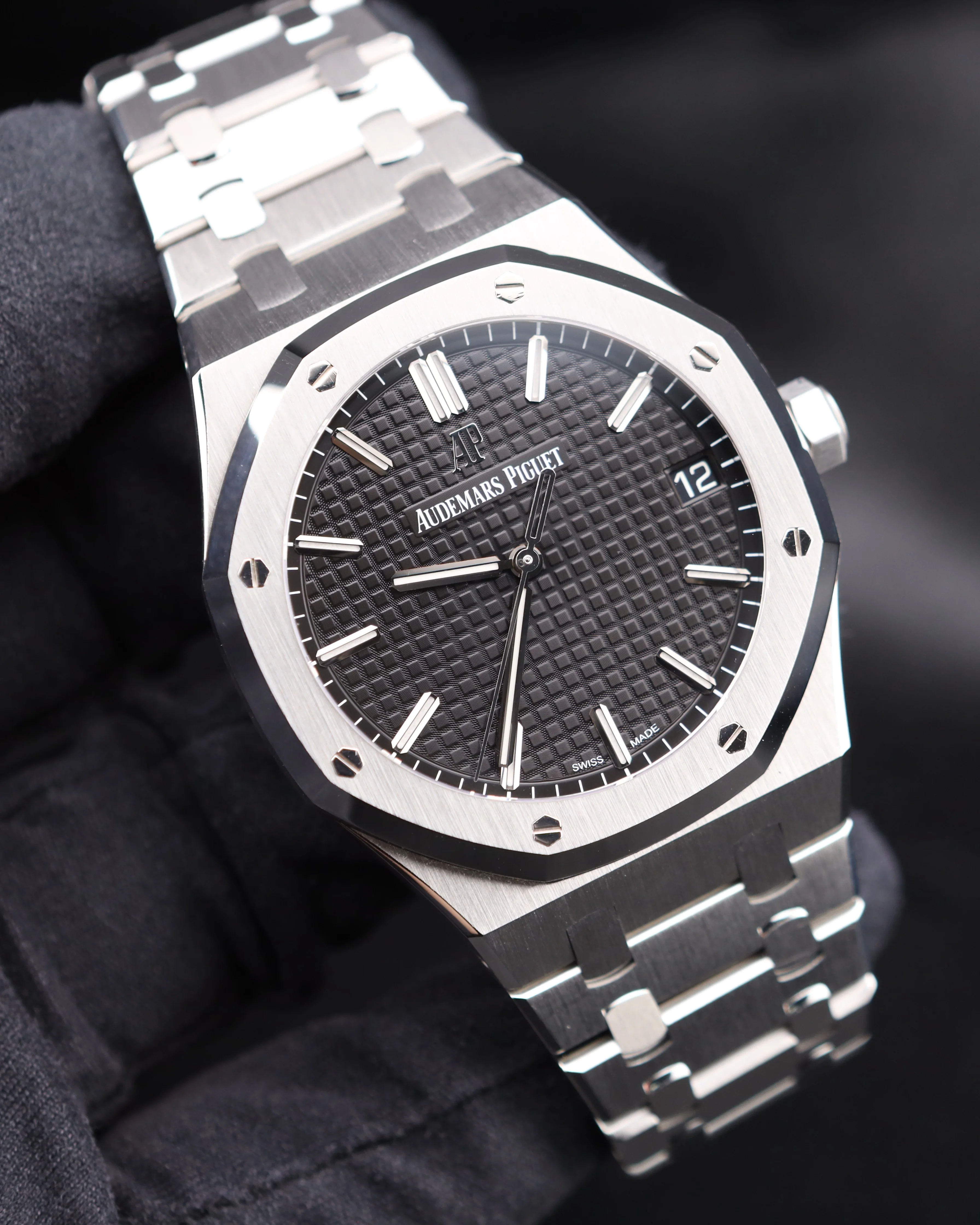 Audemars Piguet Royal Oak 15500ST Black Dial Exhibition Caseback - Image 8