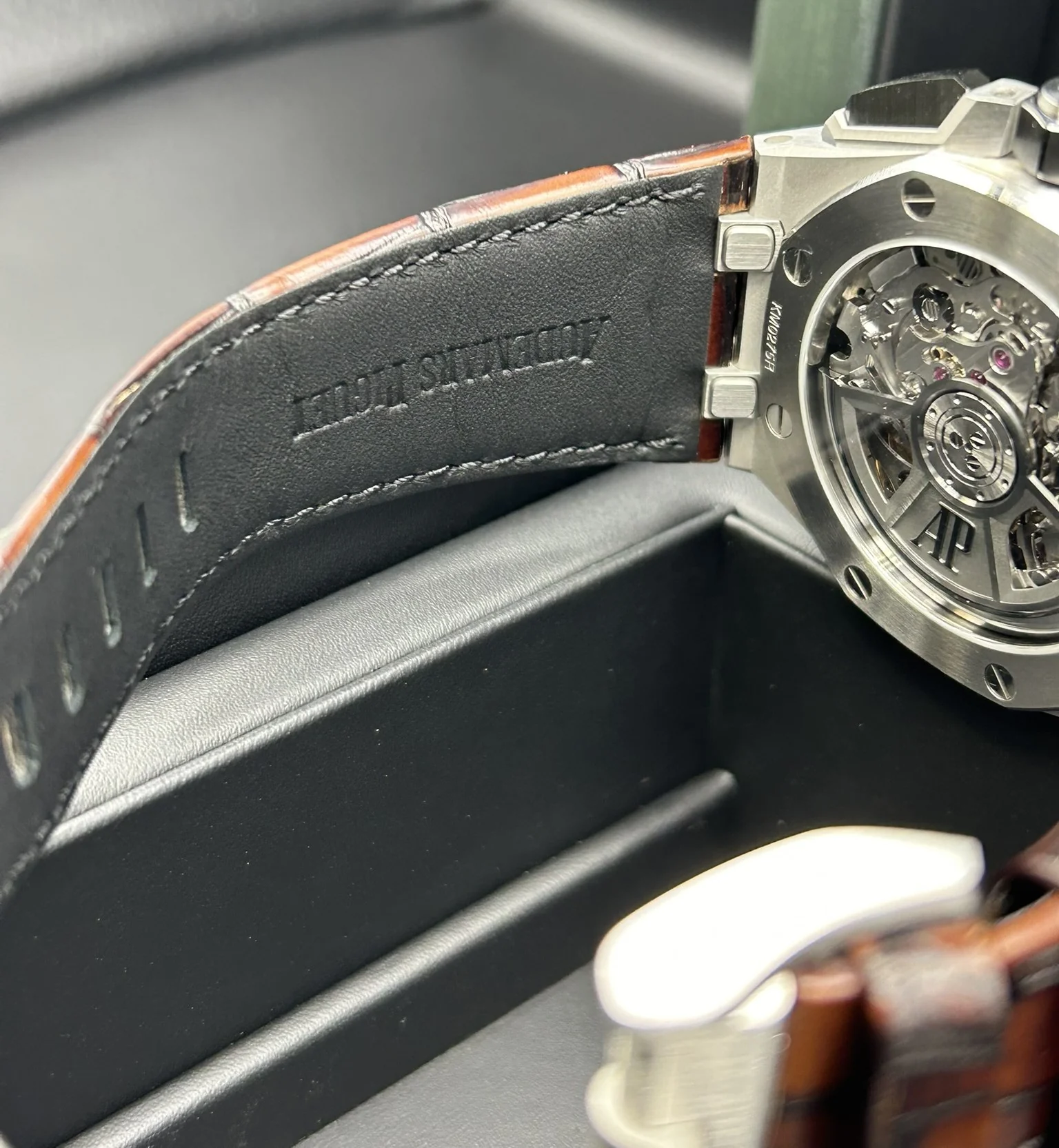 Audemars Piguet Royal Oak Offshore Chronograph "Havana" 26420ST - Image 14