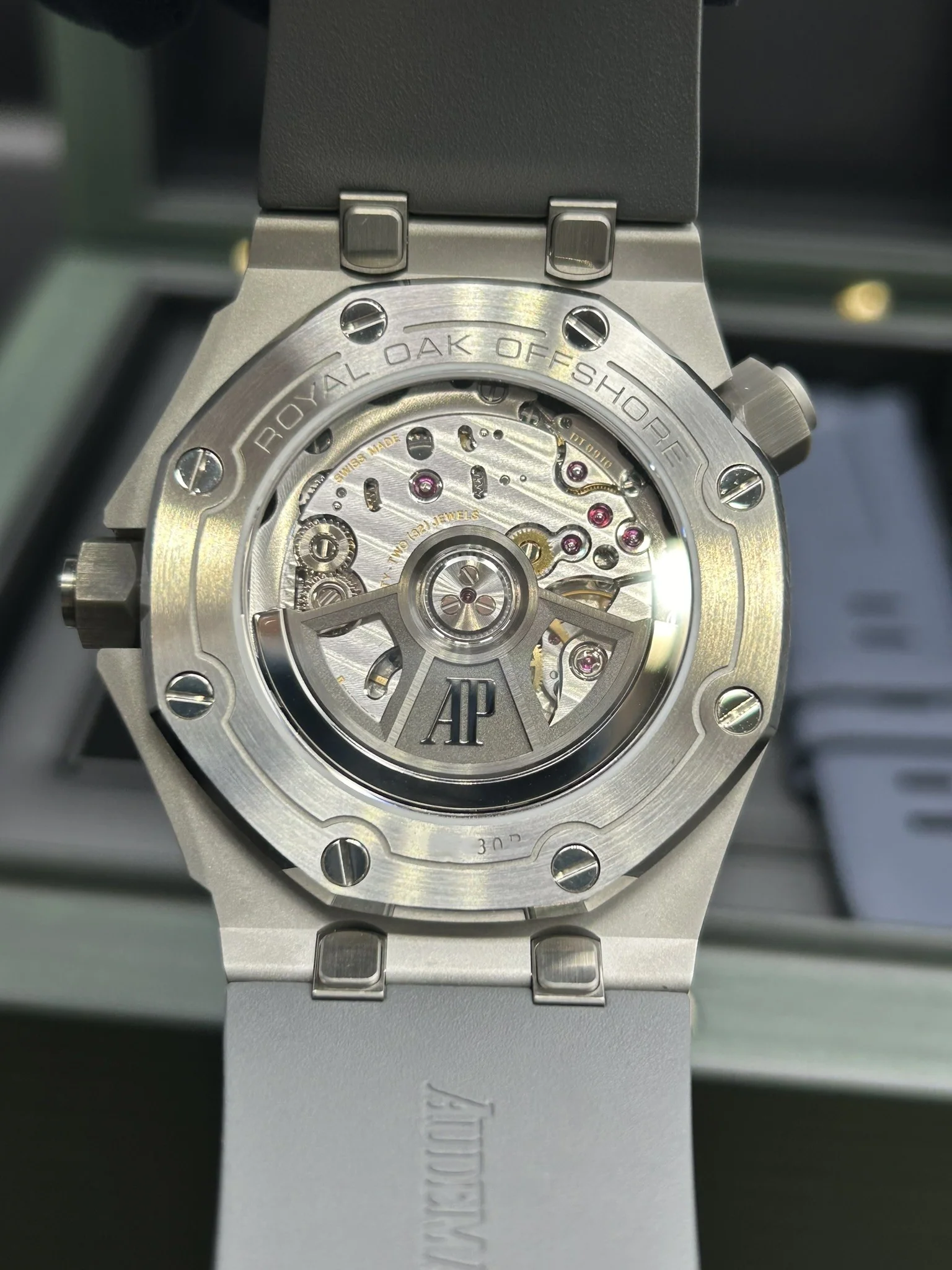 Audemars Piguet Royal Oak Offshore Diver 15720ST.OO.A009CA.01 - Image 14