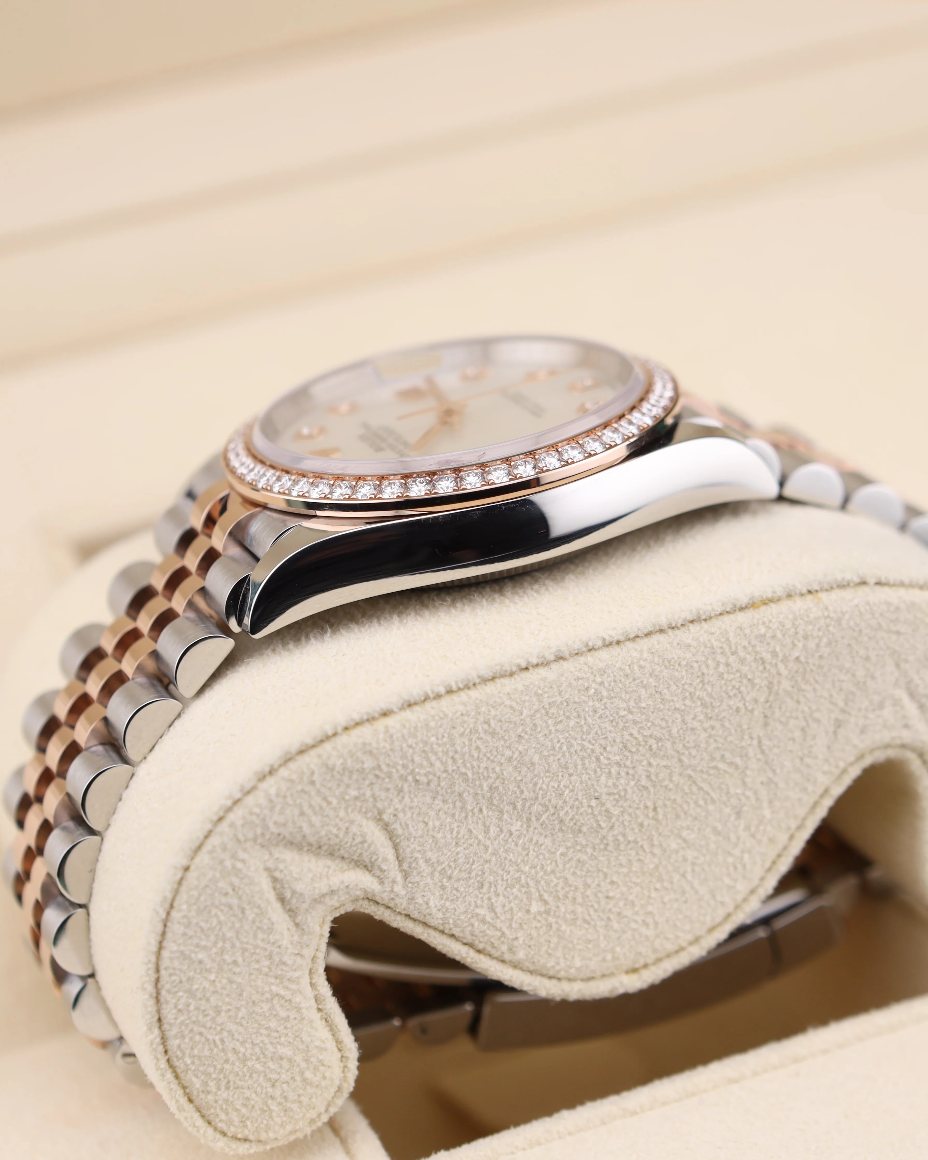 Rolex Datejust 36mm MOP Diamond Dial Two Tone Rose Gold on Jubilee 126281RBR Mother of Pearl - Image 8