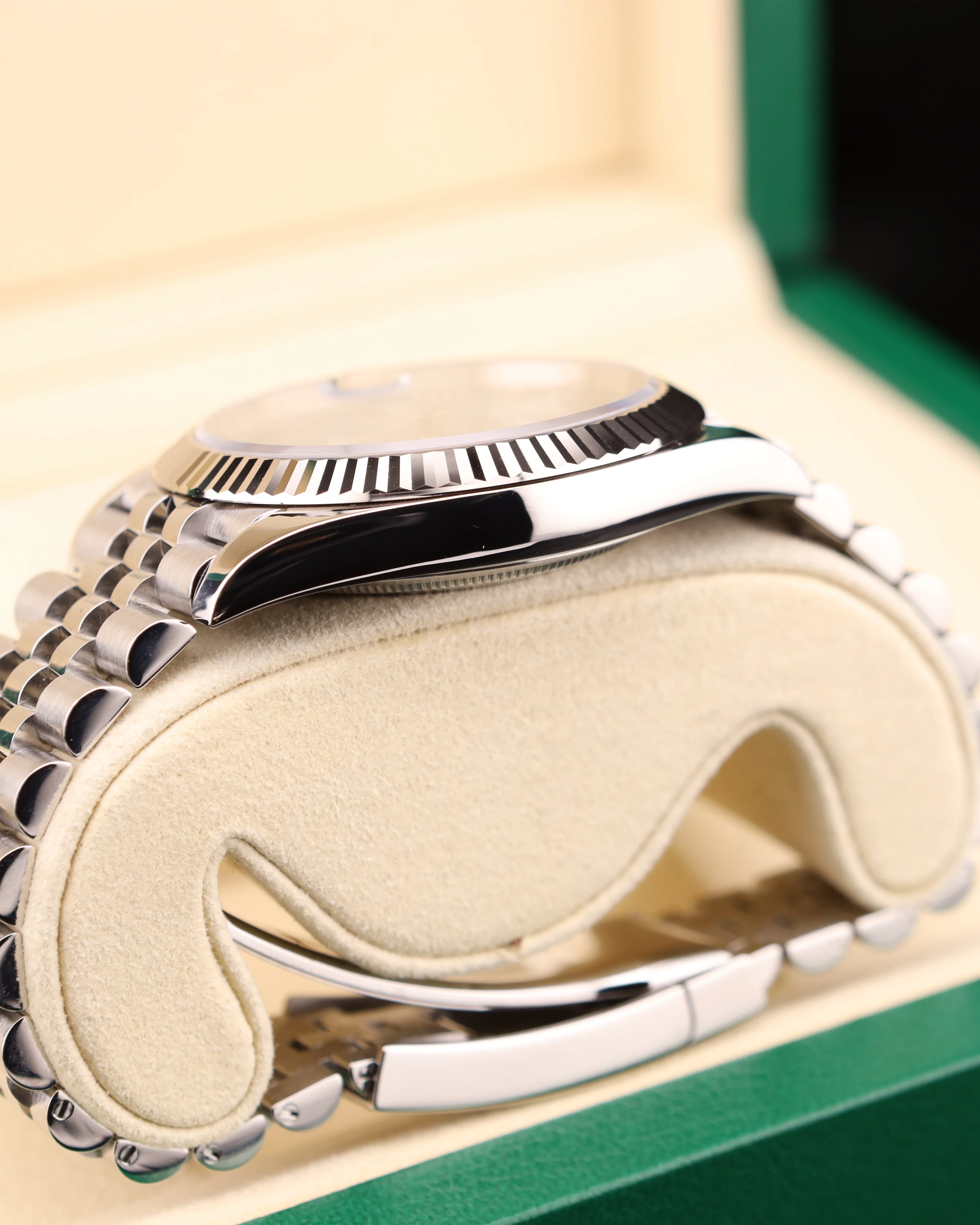 Rolex Datejust 41 Blue Roman Dial on Jubilee 126334 - Image 10