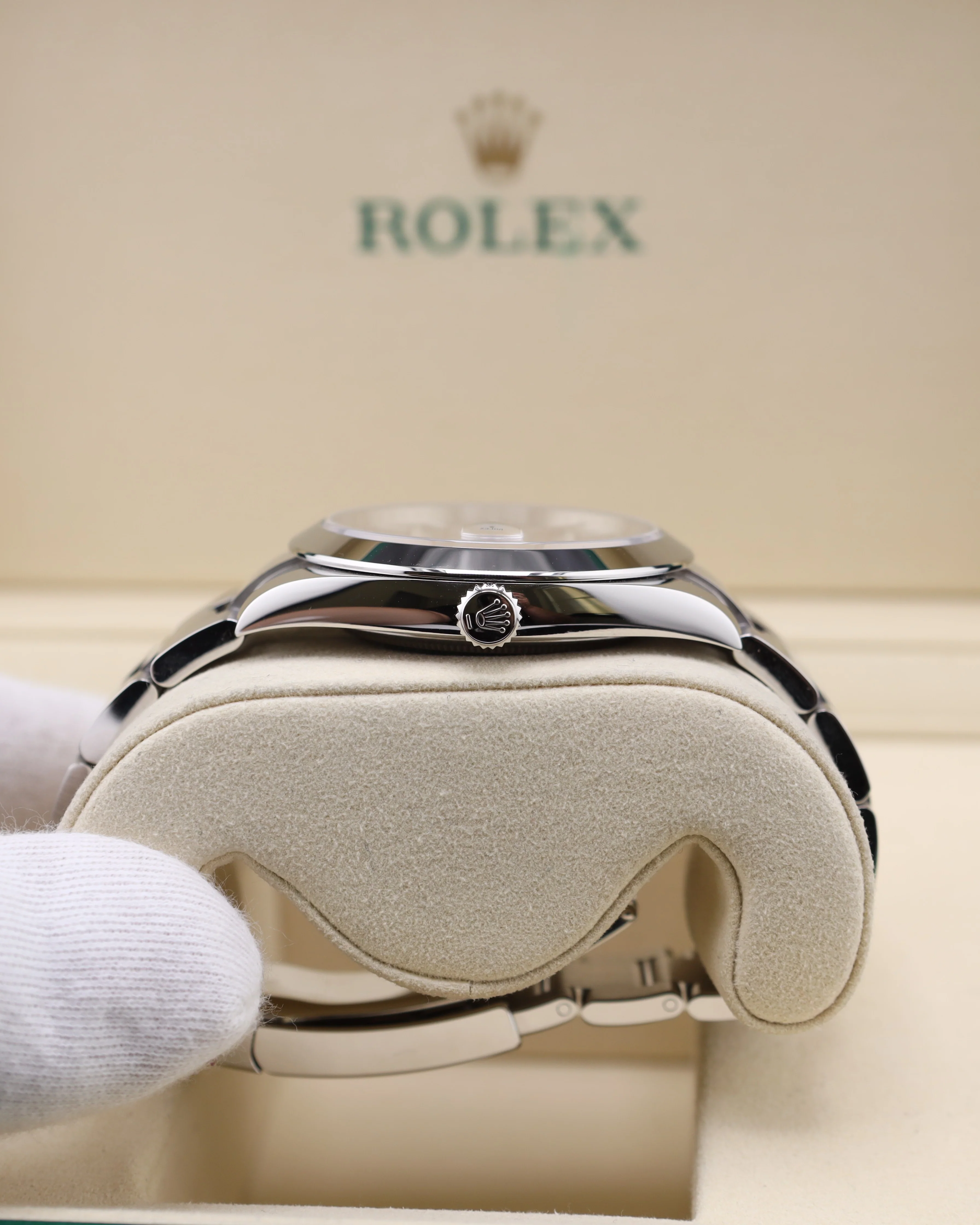 Rolex Datejust 41 Silver Stick Dial Smooth Bezel Oyster 126300 - Image 6
