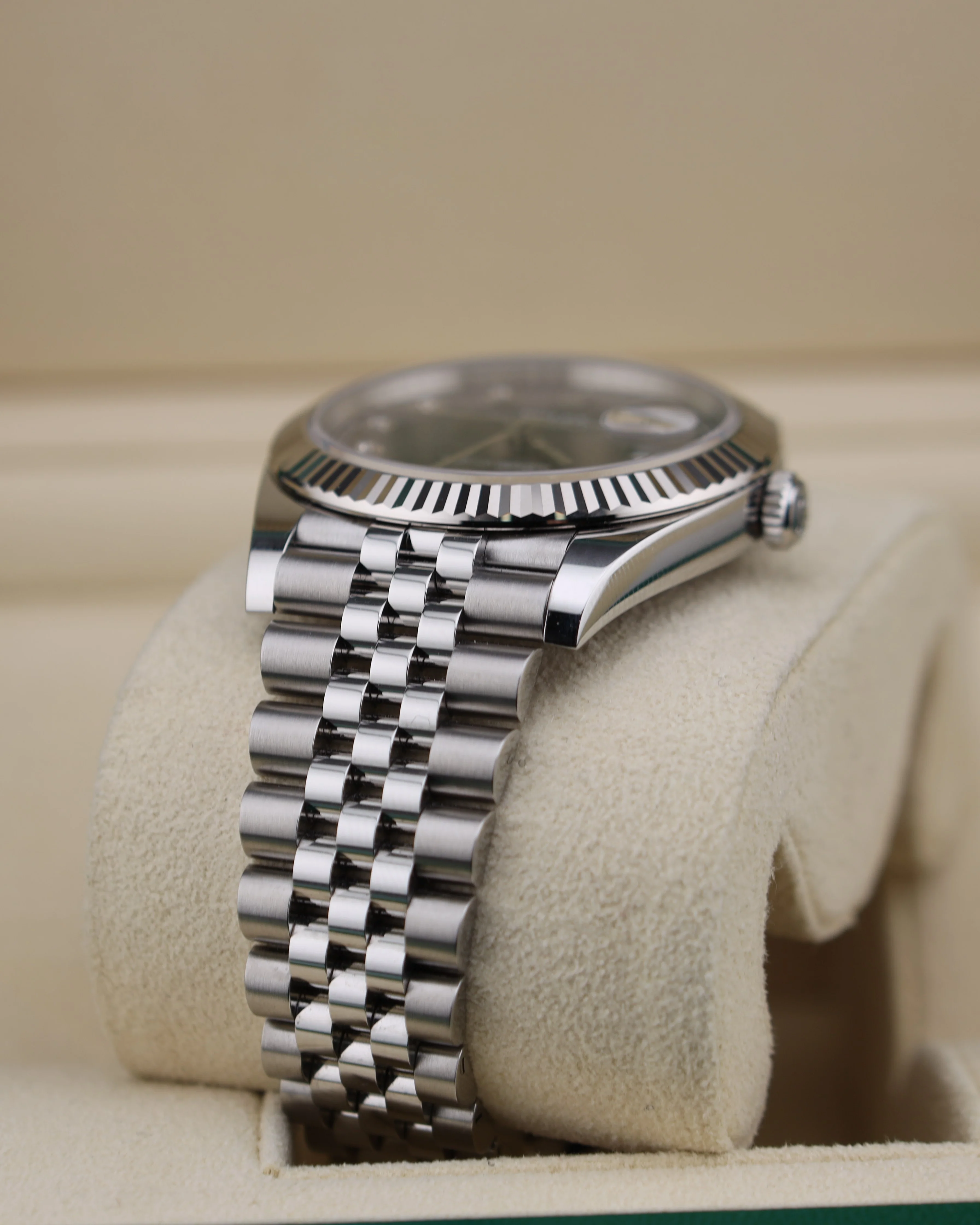 Rolex Datejust 41 Slate Rhodium Diamond Dial on Jubilee 126334 - Image 5