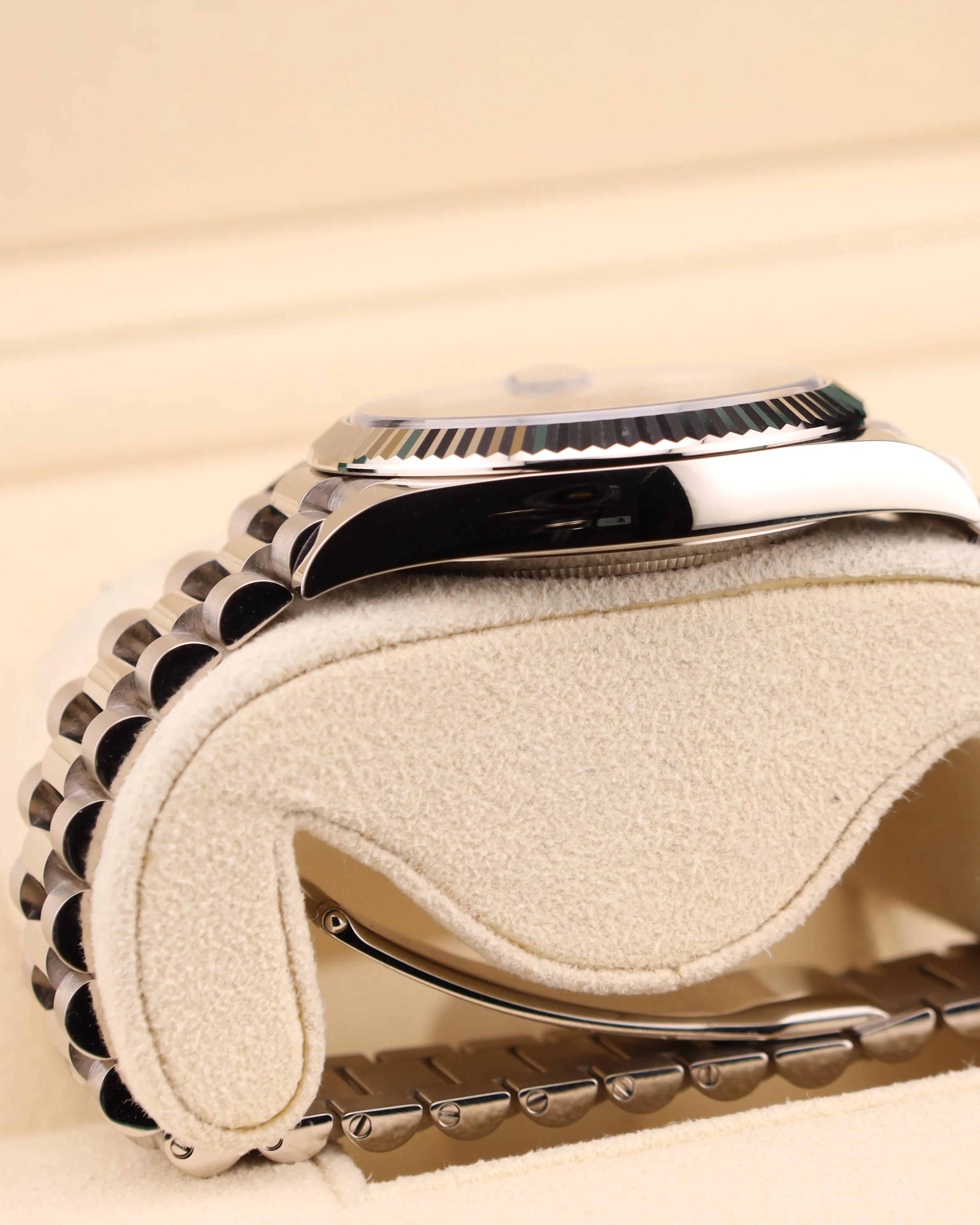 Rolex Day-Date 40 Blue Roman Dial White Gold President Bracelet 228239 - Image 8