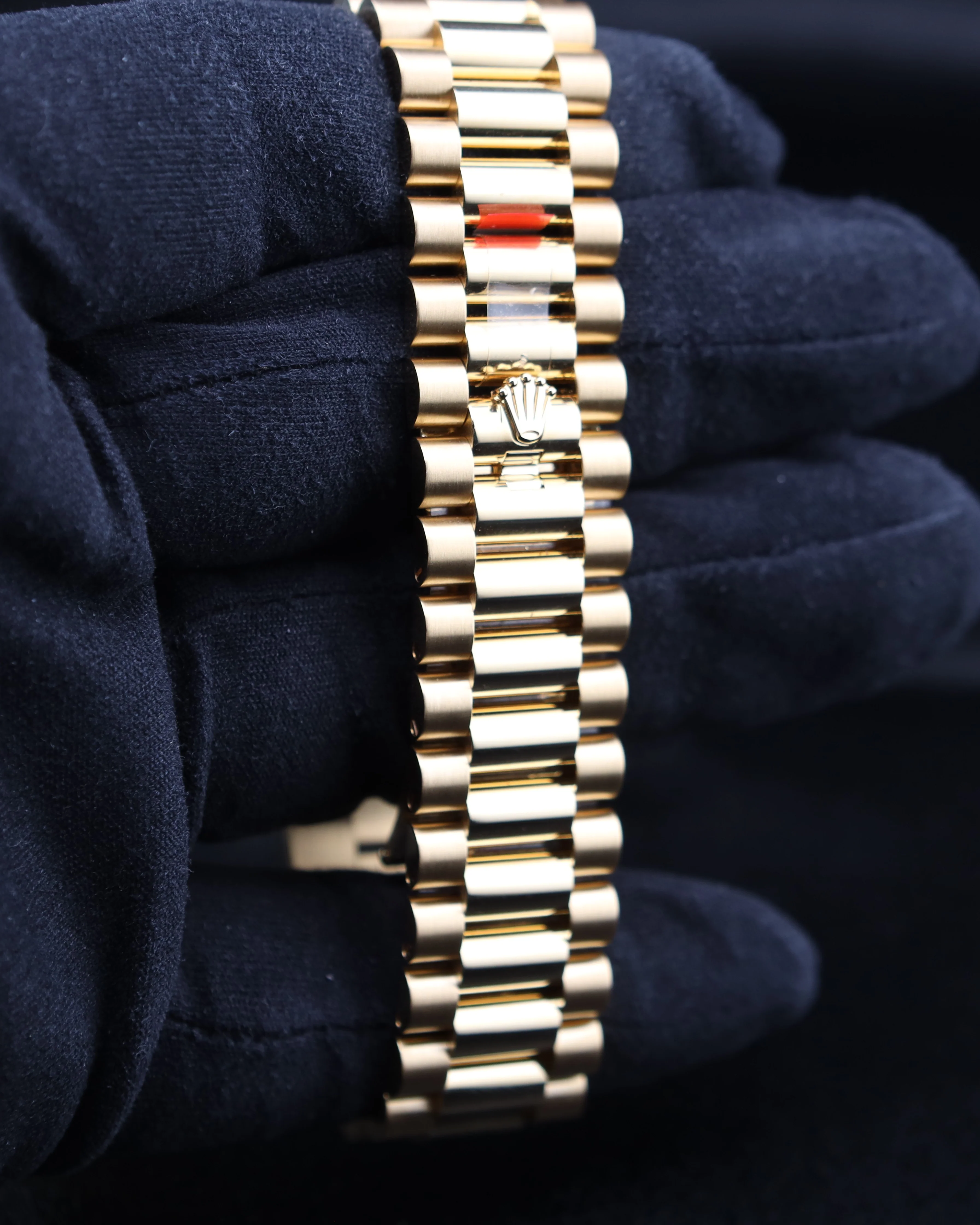 Rolex Day-Date 40 Green Ombre President Yellow Gold 228238 - Image 13