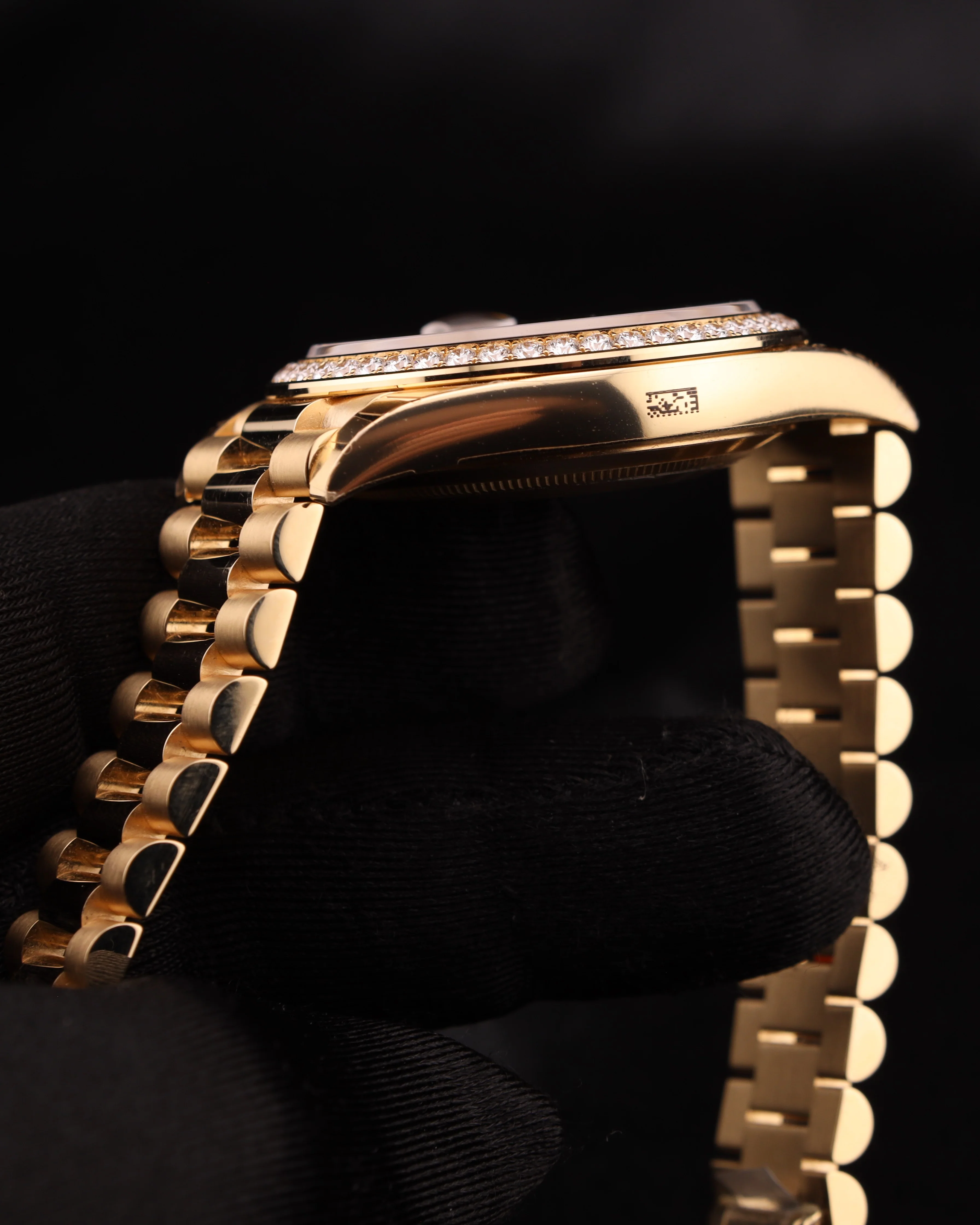 Rolex Day-Date 40 Green Ombre Presidential Diamond Bezel 228348RBR Factory Stickers - Image 12
