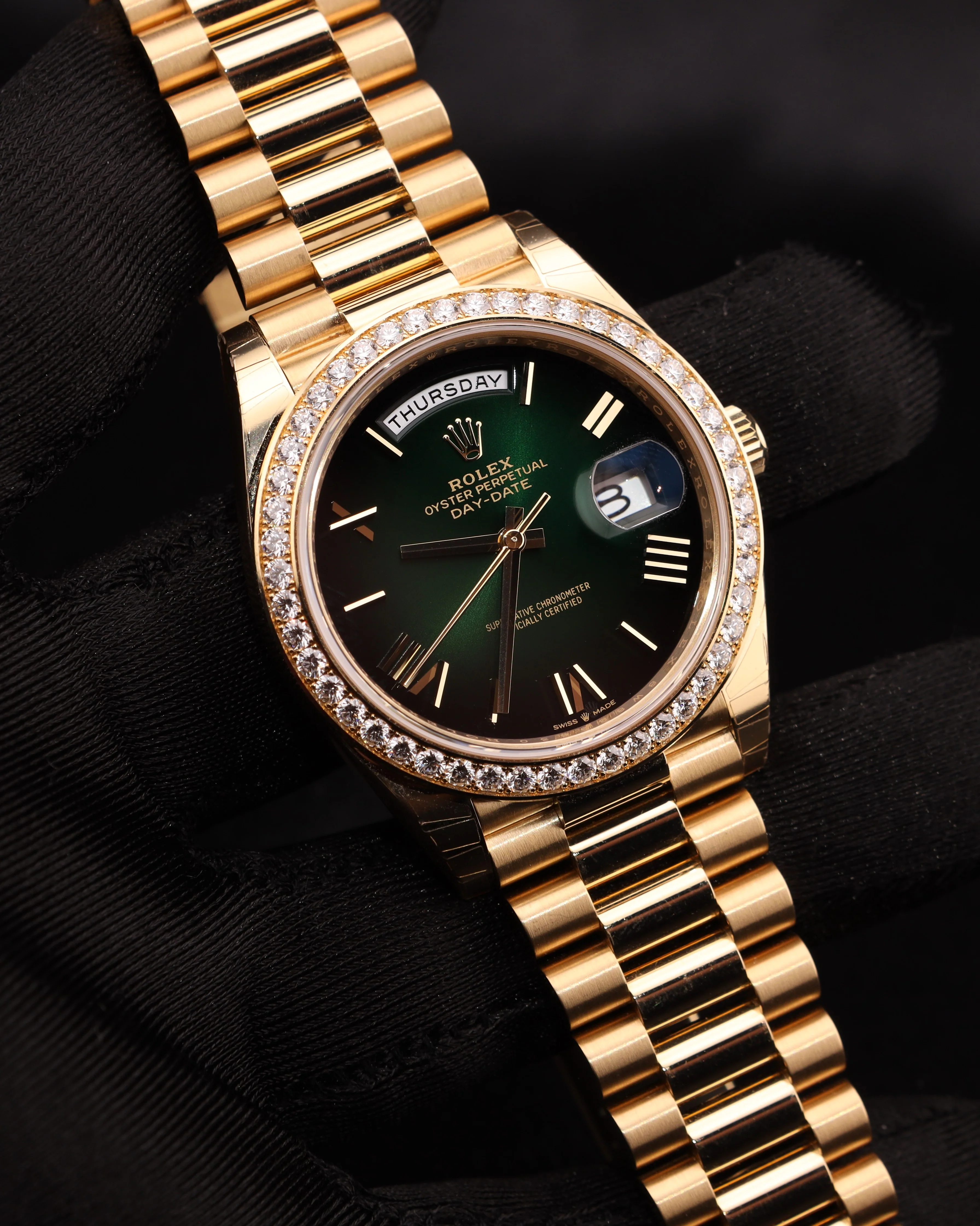 Rolex Day-Date 40 Green Ombre Presidential Diamond Bezel 228348RBR Factory Stickers - Image 9