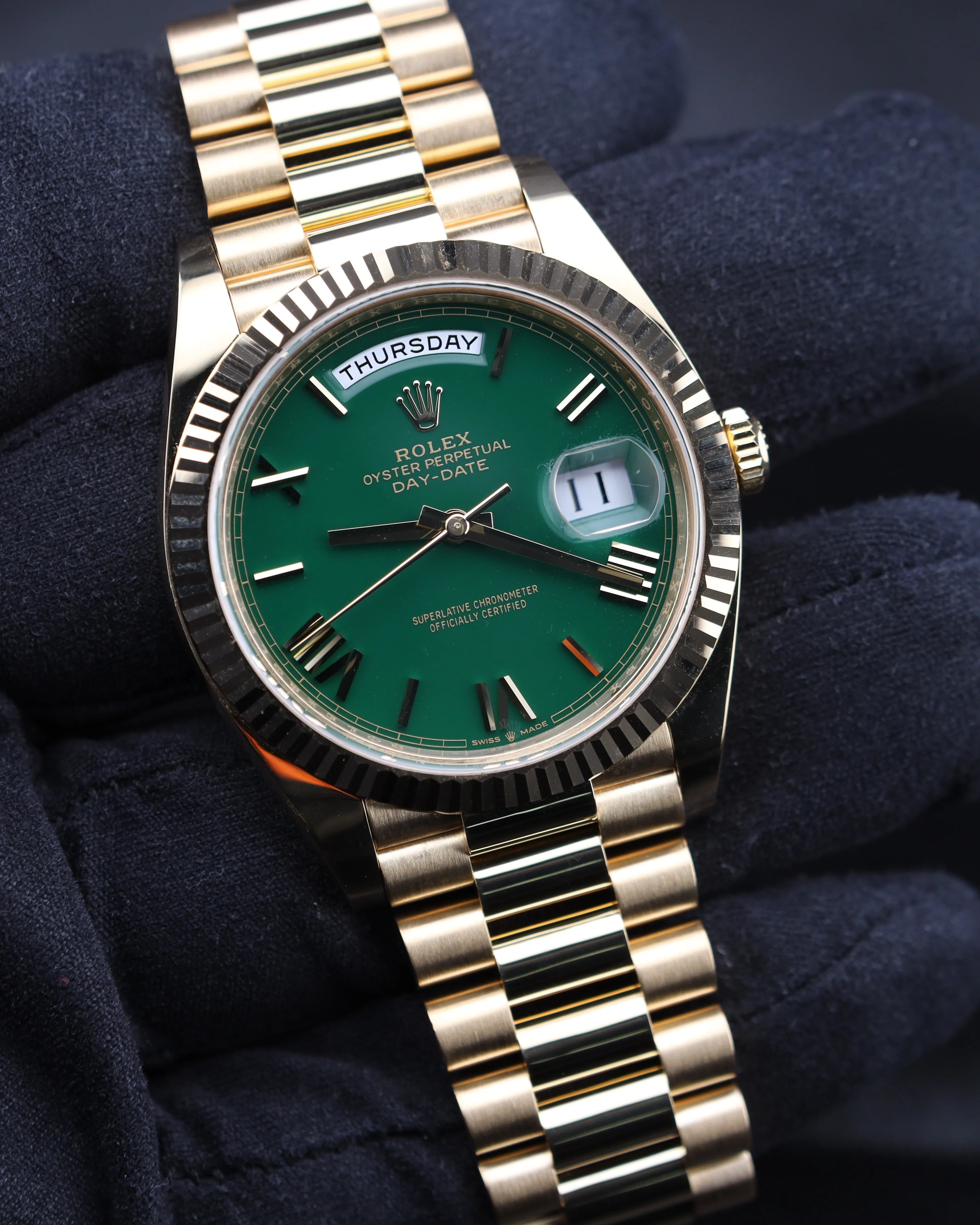 Rolex Day-Date 40 Money Green Roman Dial Presidential 228238 - Image 10