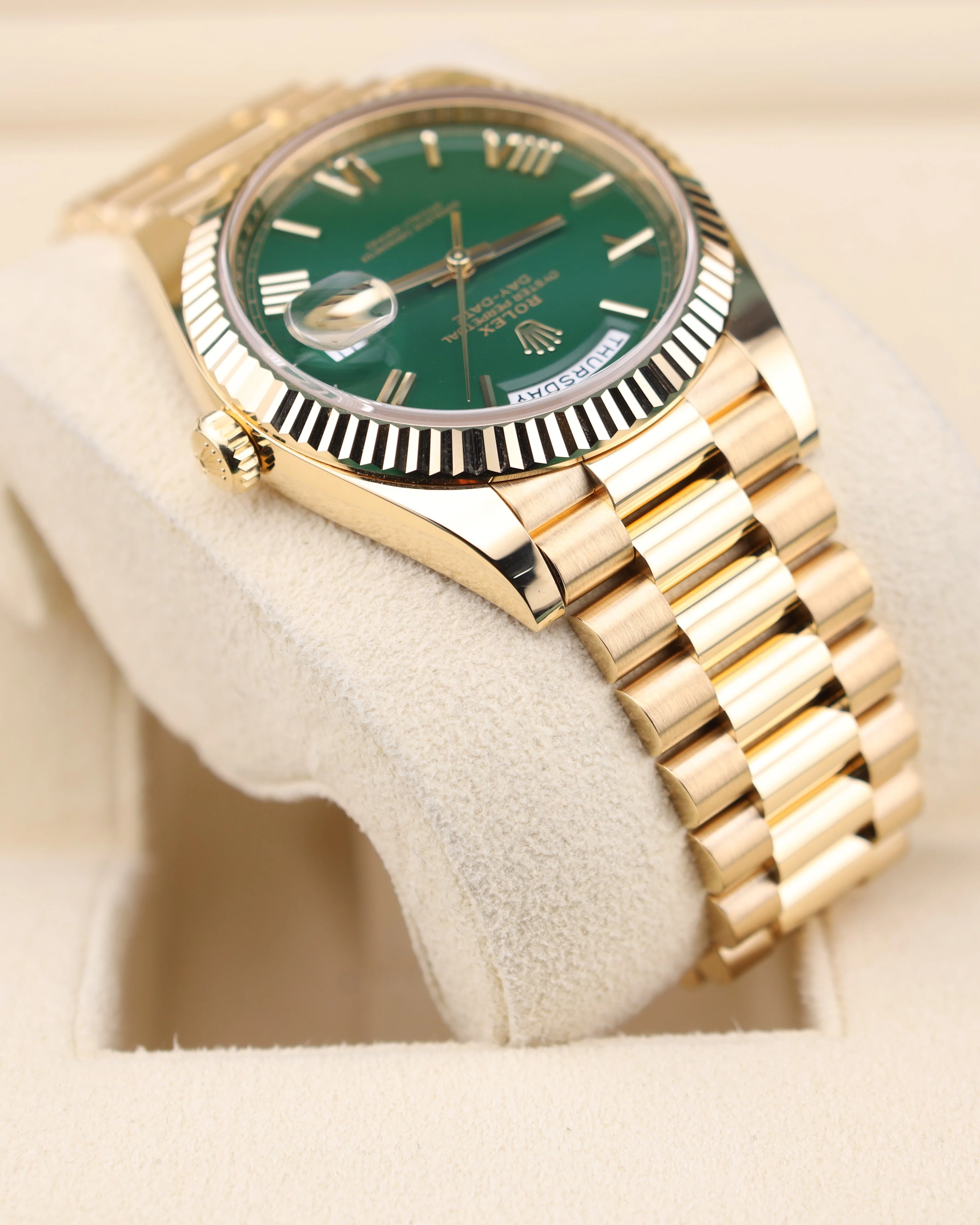 Rolex Day-Date 40 Money Green Roman Dial Presidential 228238 - Image 6