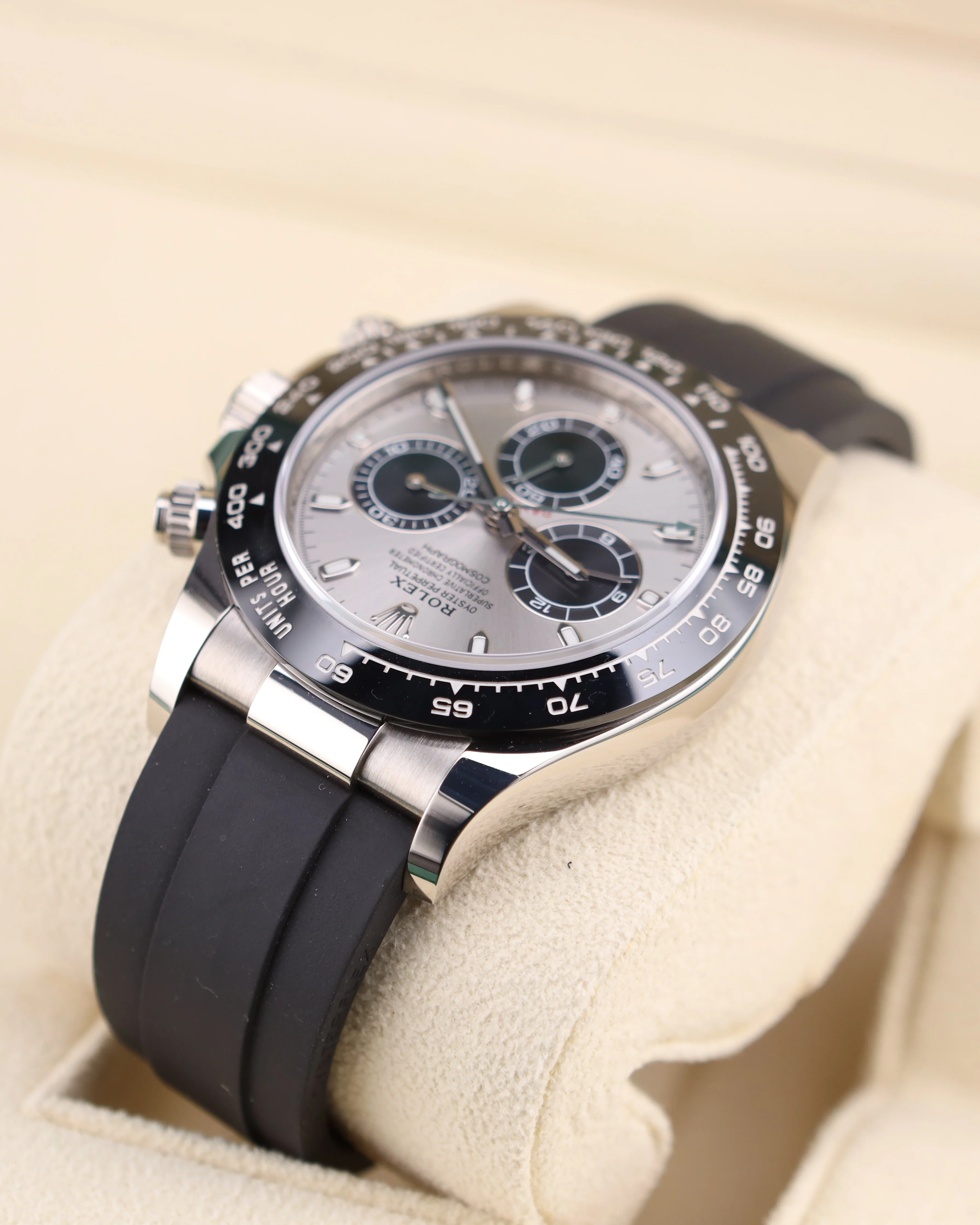 Rolex Daytona Ghost Grey Dial Oysterflex 116519LN - Image 7