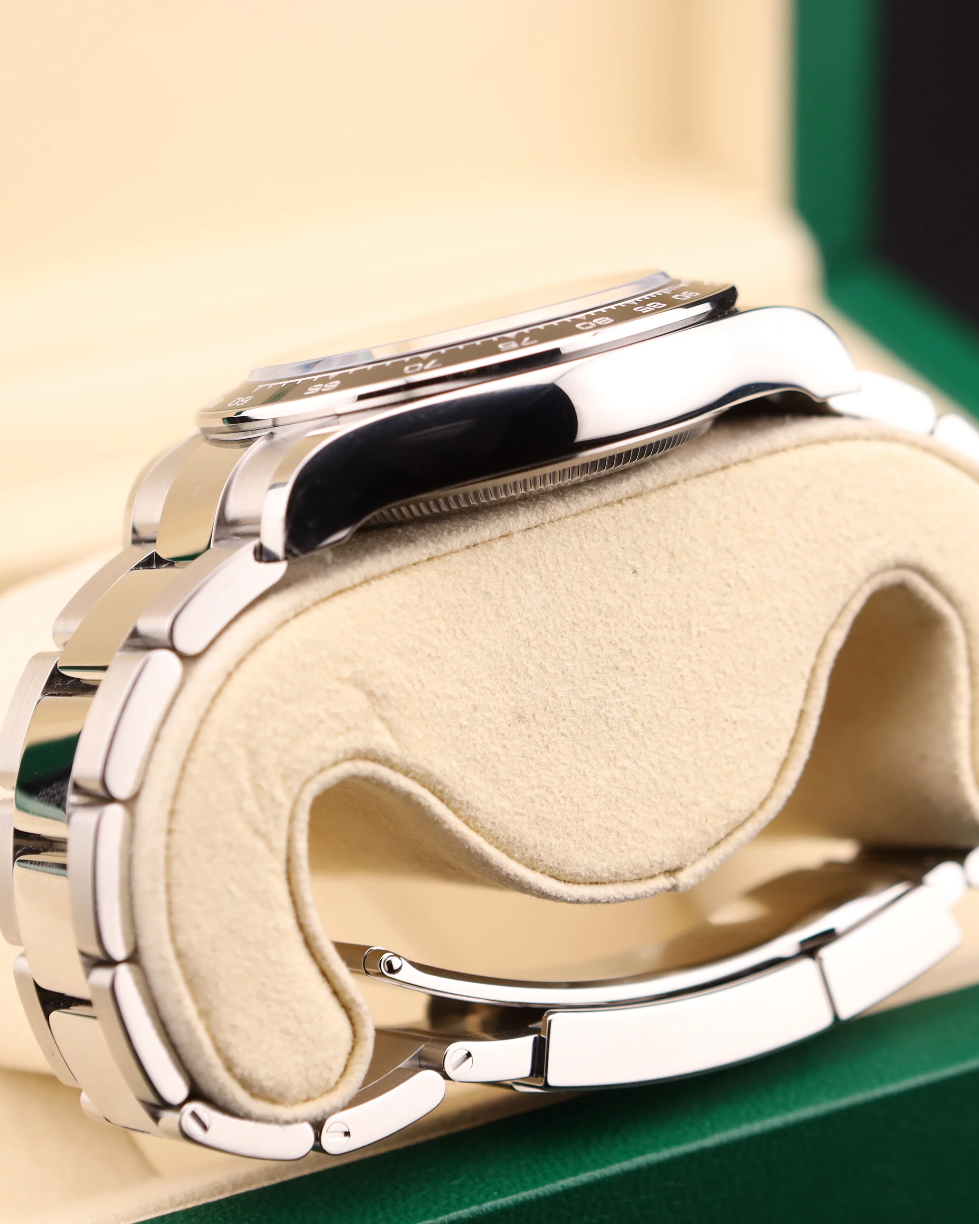 Rolex Daytona Panda White Dial 126500LN - Image 8