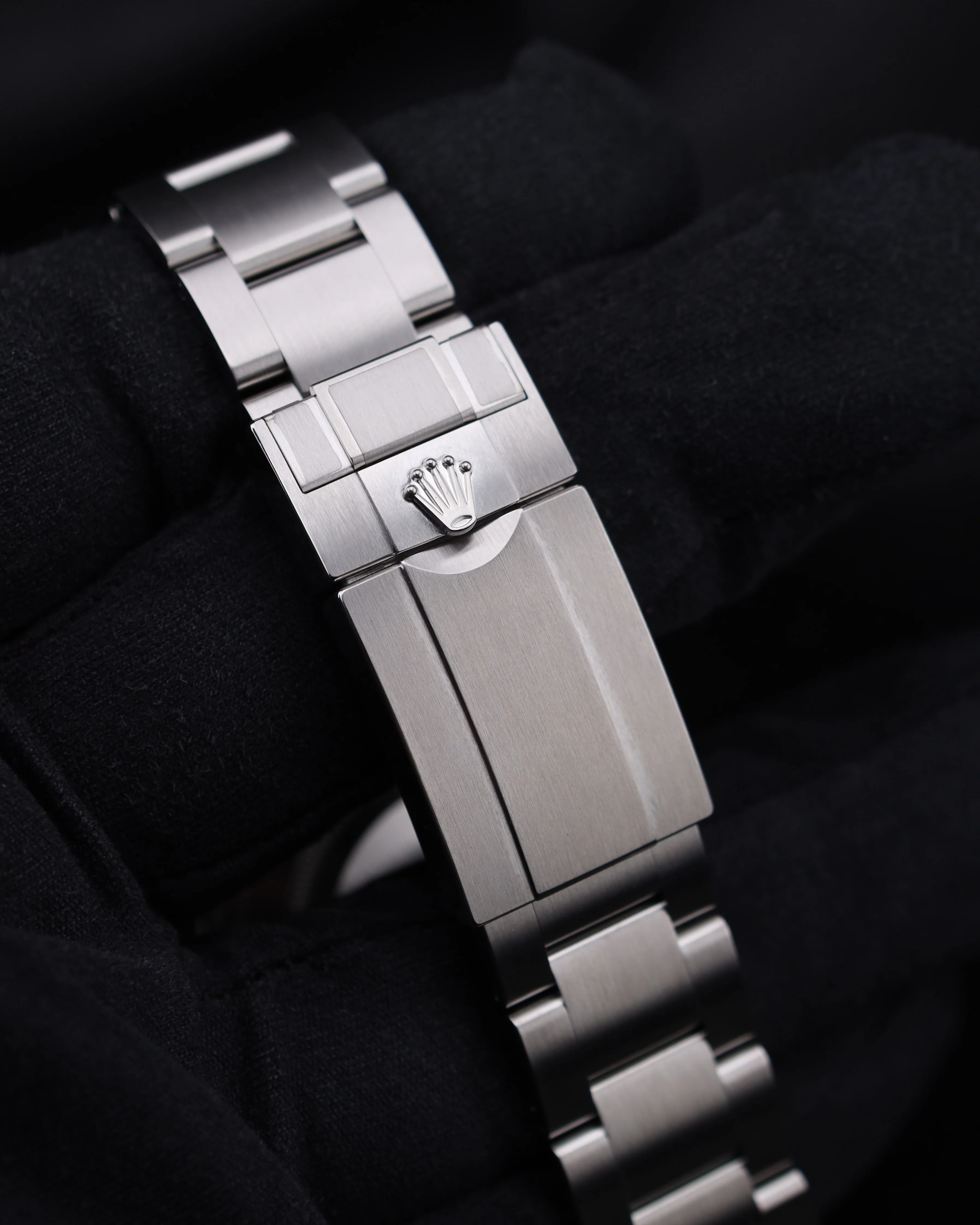 Rolex Explorer Black Dial Smooth Bezel 224270 - Image 3