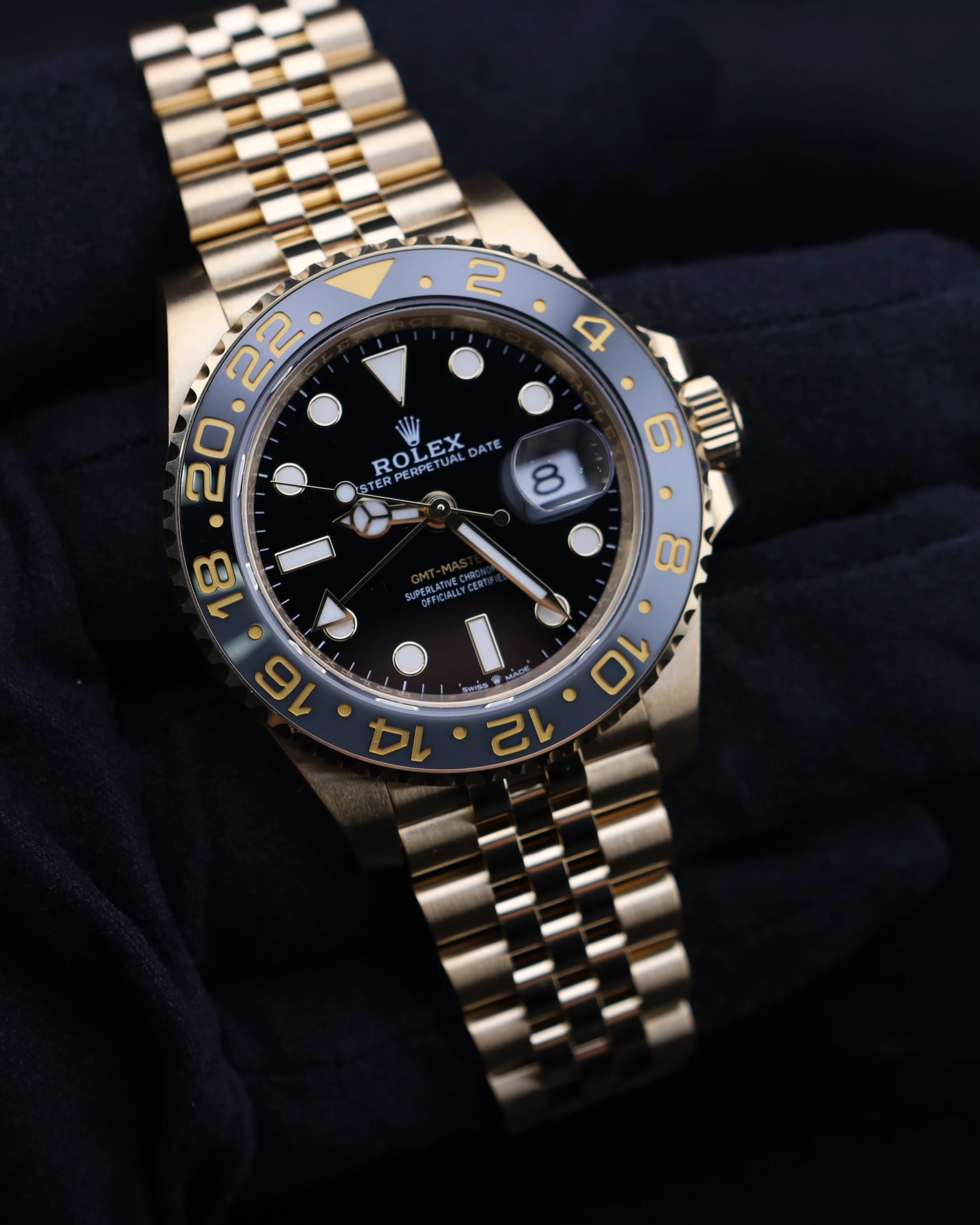 Rolex GMT-Master II Black Dial 18K Gold Jubilee 126718GRNR - Image 2