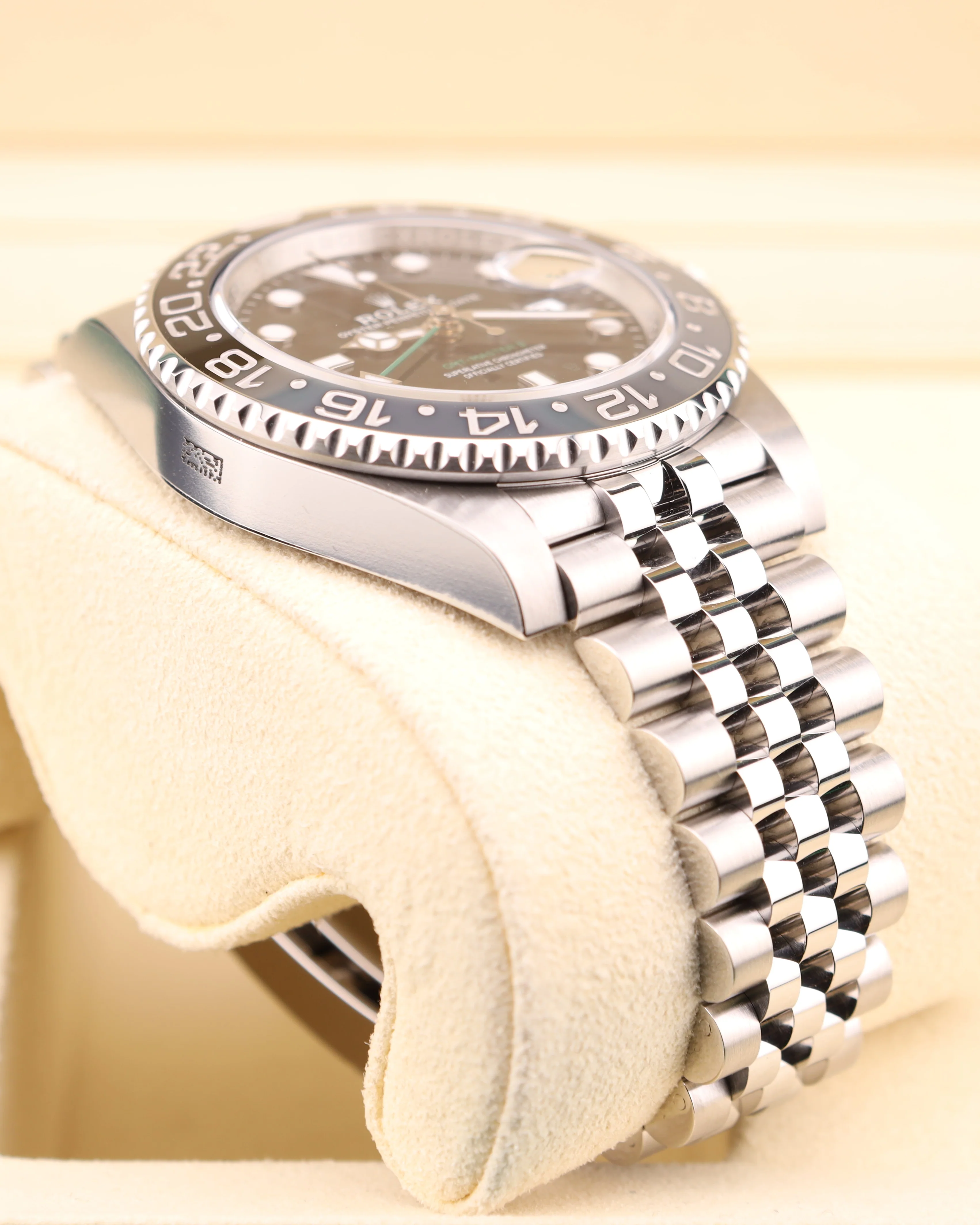 Rolex GMT-Master II Bruce Wayne on Jubilee 126710GRNR - Image 5