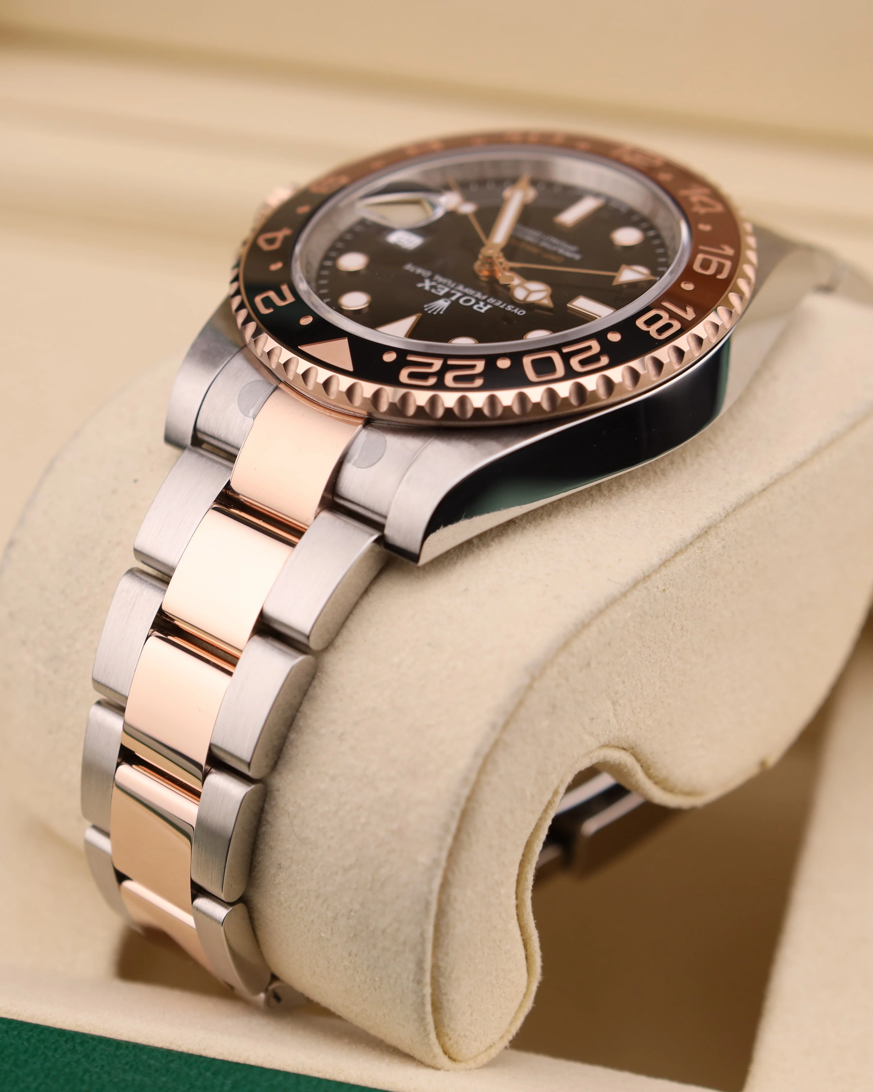 Rolex GMT-Master II Rootbeer Two Tone Rose Gold 126711CHNR - Image 6