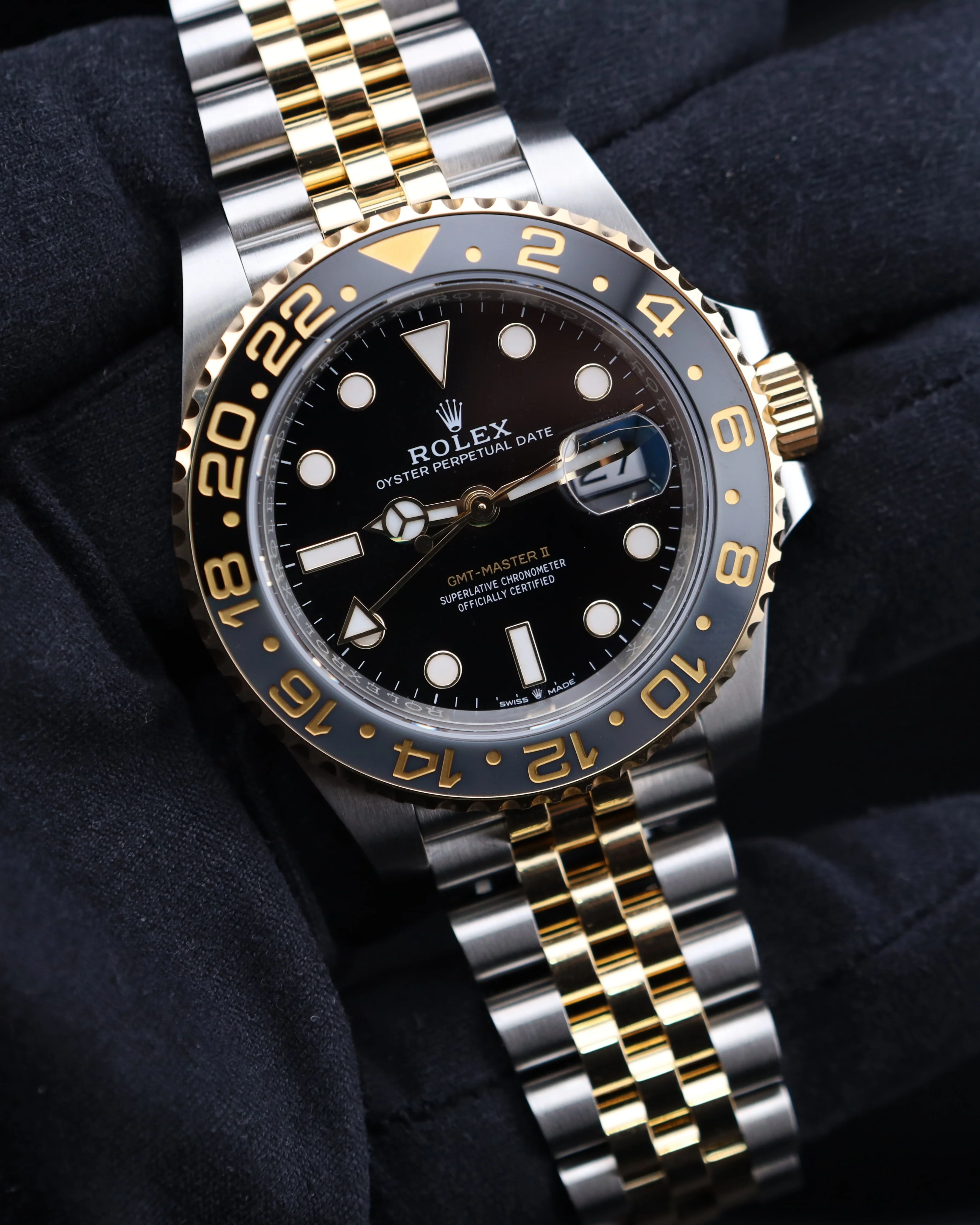 Rolex GMT-Master II Zombie/Bumblebee Two Tone Jubilee 126713GRNR - Image 11