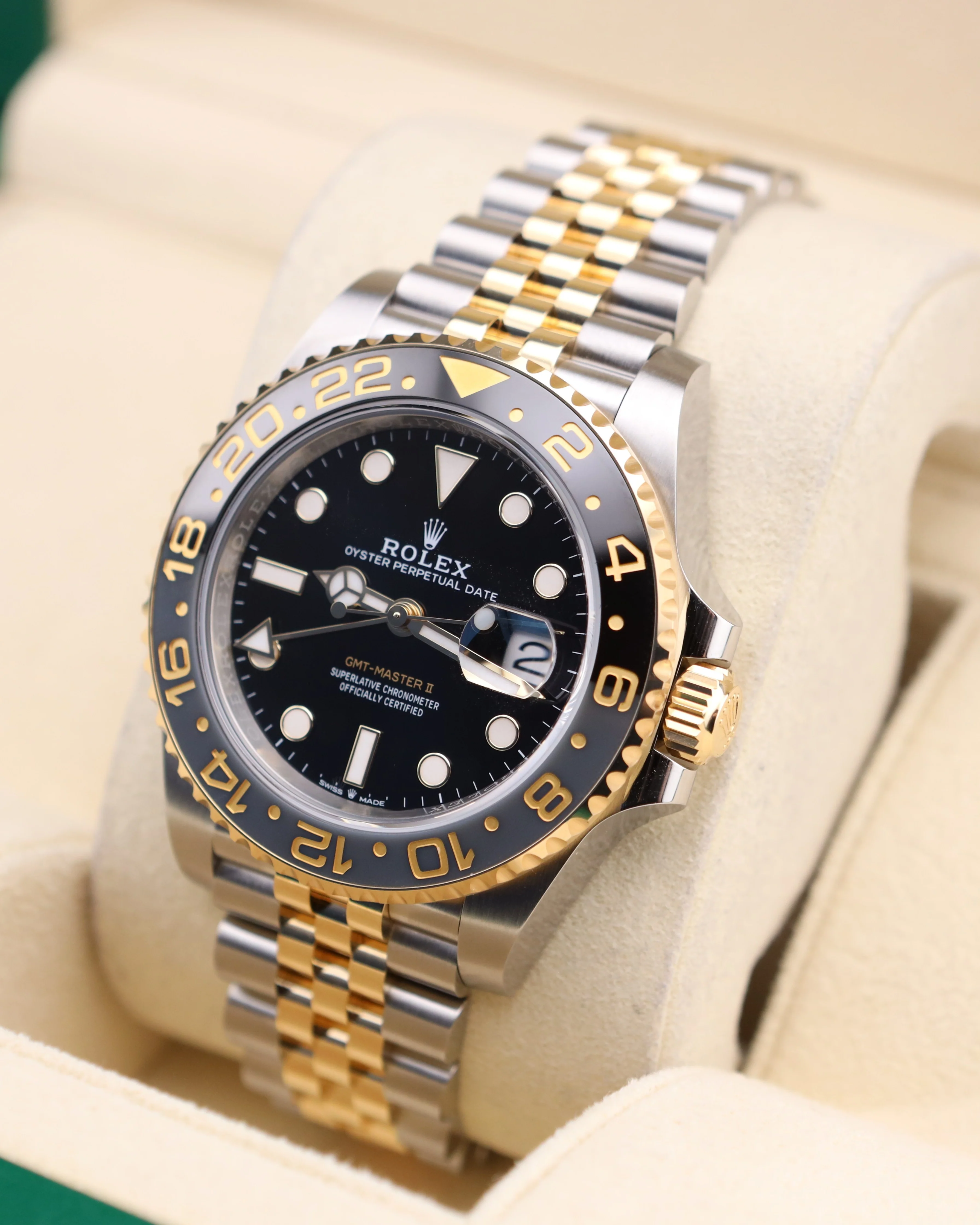 Rolex GMT-Master II Zombie/Bumblebee Two Tone Jubilee 126713GRNR - Image 5
