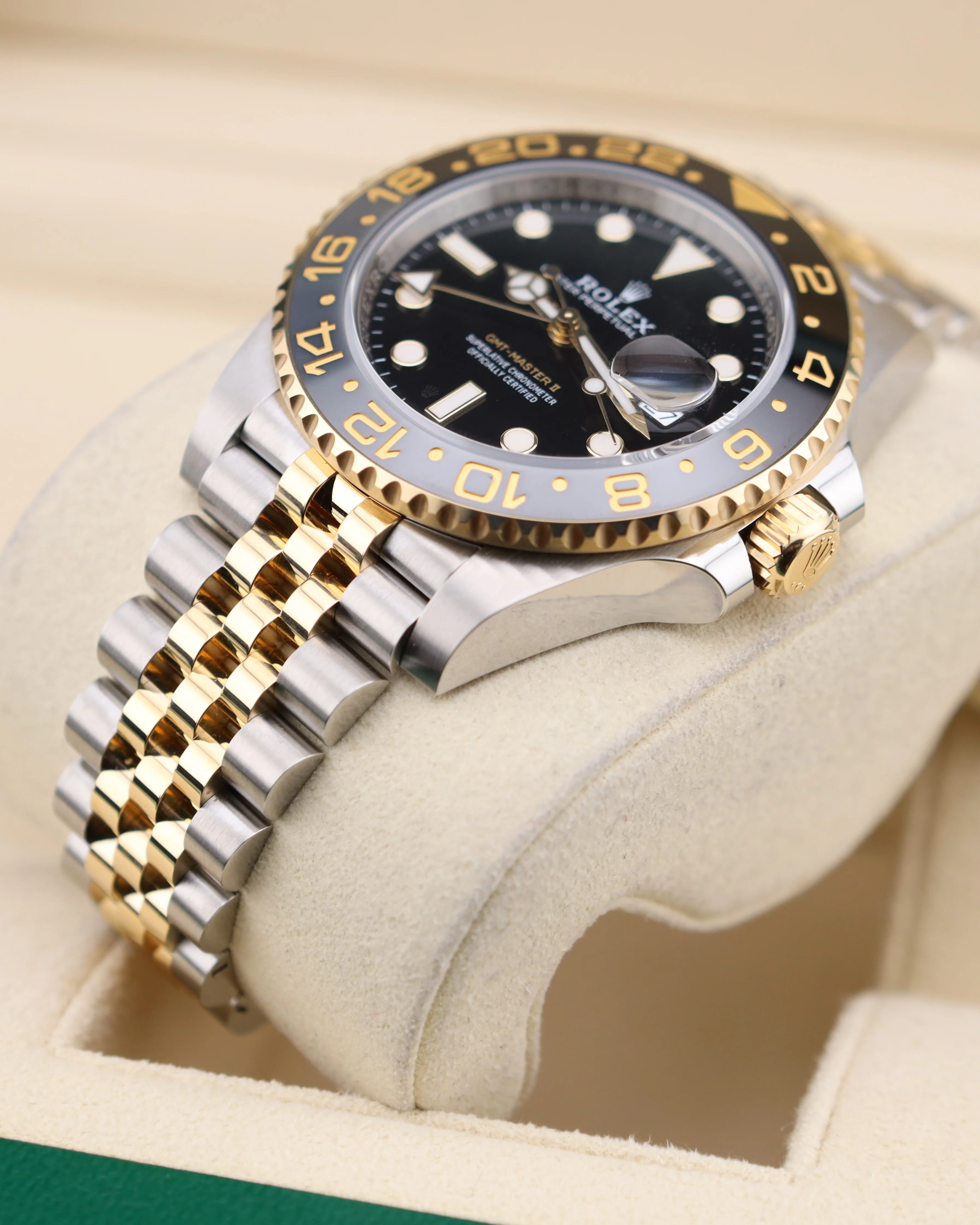 Rolex GMT-Master II Zombie/Bumblebee Two Tone Jubilee 126713GRNR - Image 6