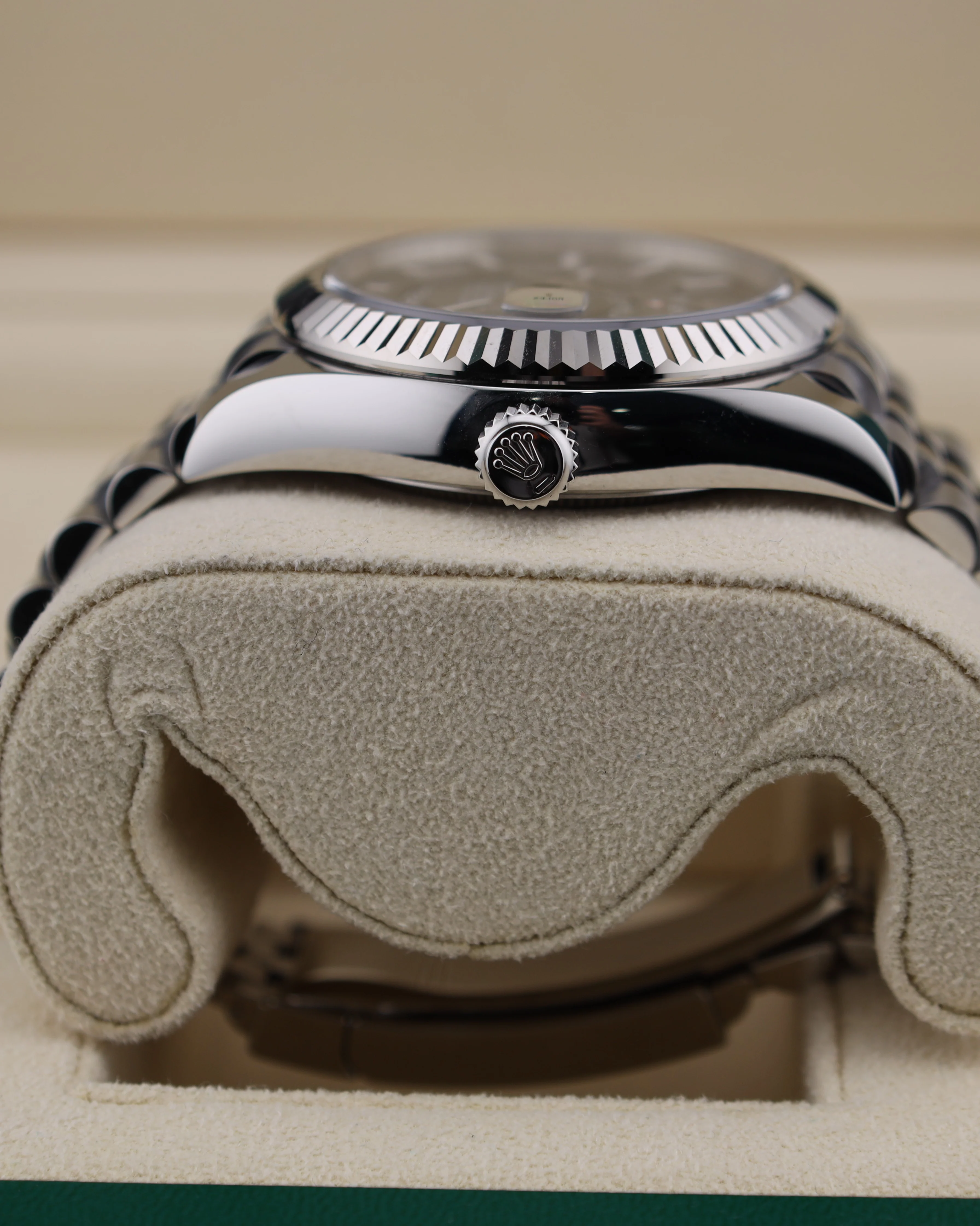 Rolex Sky-Dweller Black Dial on Jubilee 336934 - Image 7