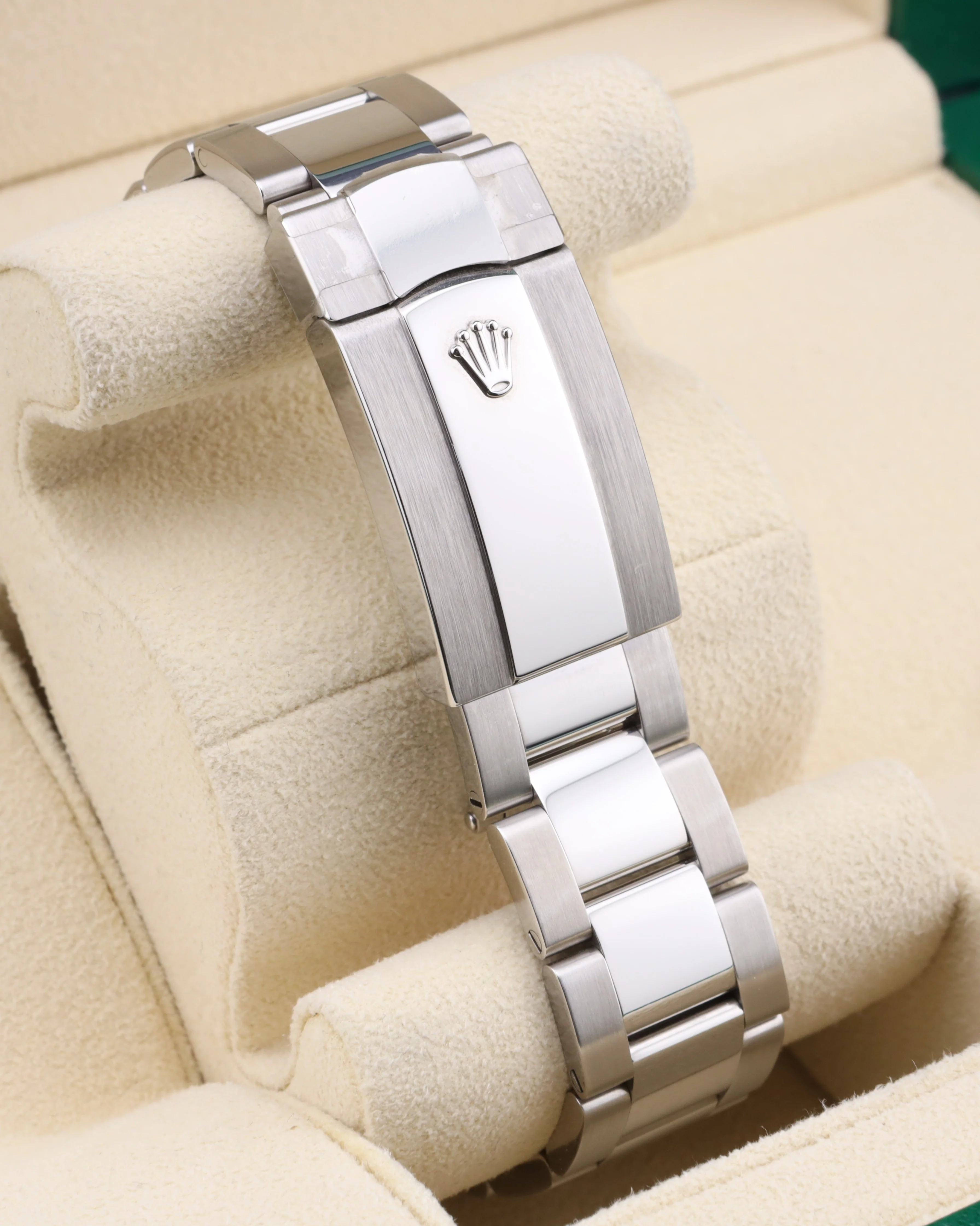 Rolex Sky-Dweller Blue Dial on Oyster 326934 - Image 9