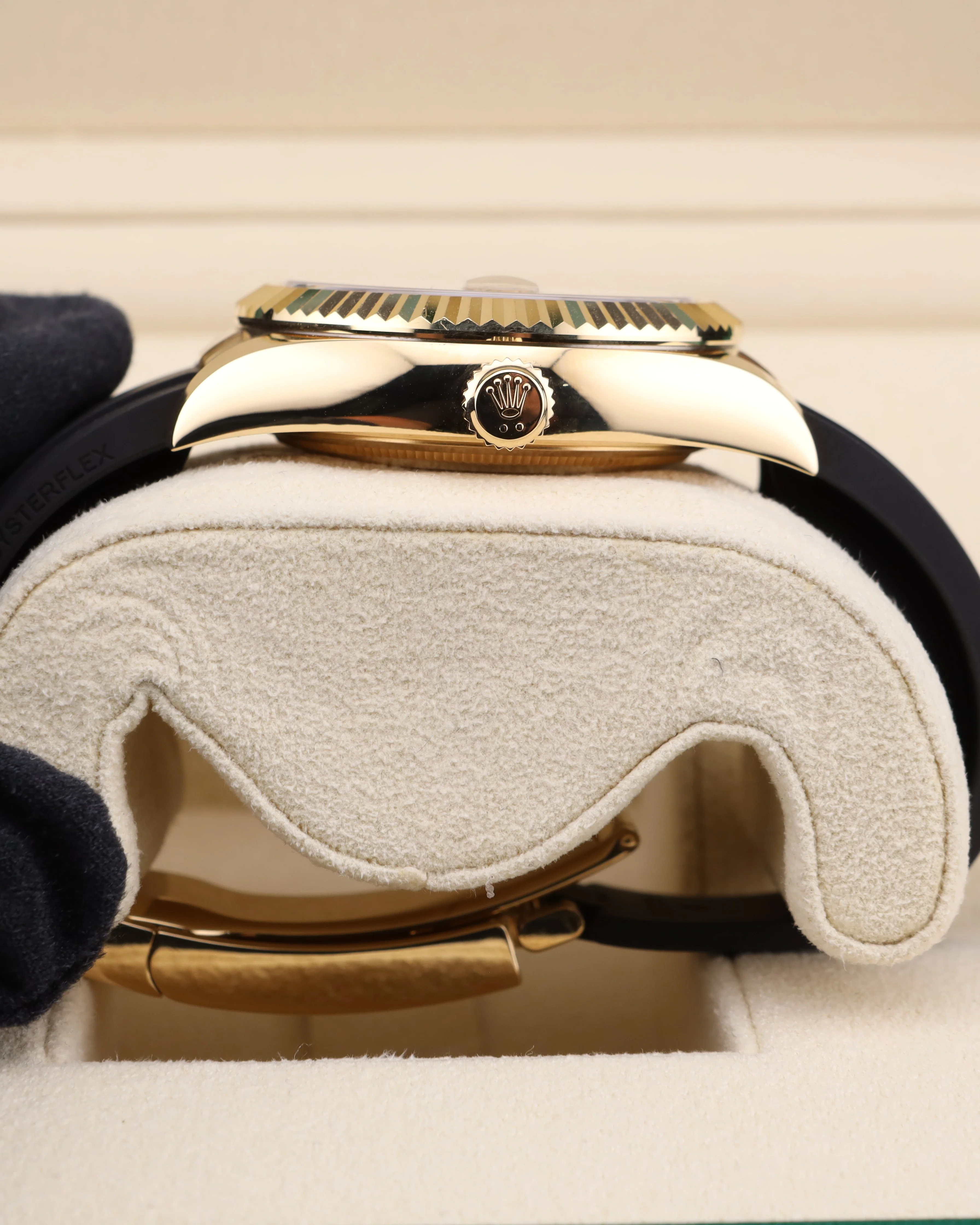 Rolex Sky-Dweller Champagne Dial Yellow Gold Oysterflex 326238 - Image 6