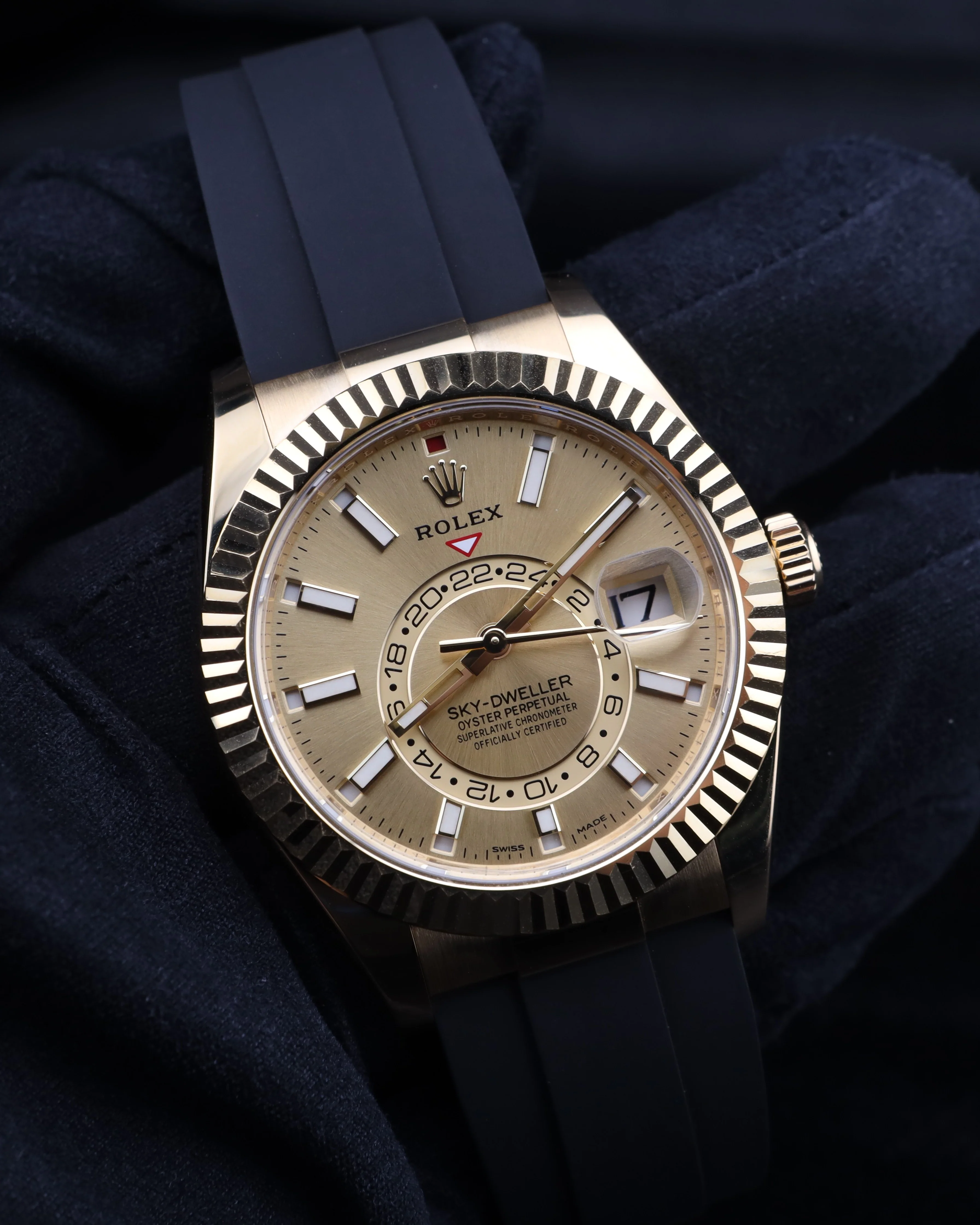 Rolex Sky-Dweller Champagne Dial Yellow Gold Oysterflex 326238 - Image 9