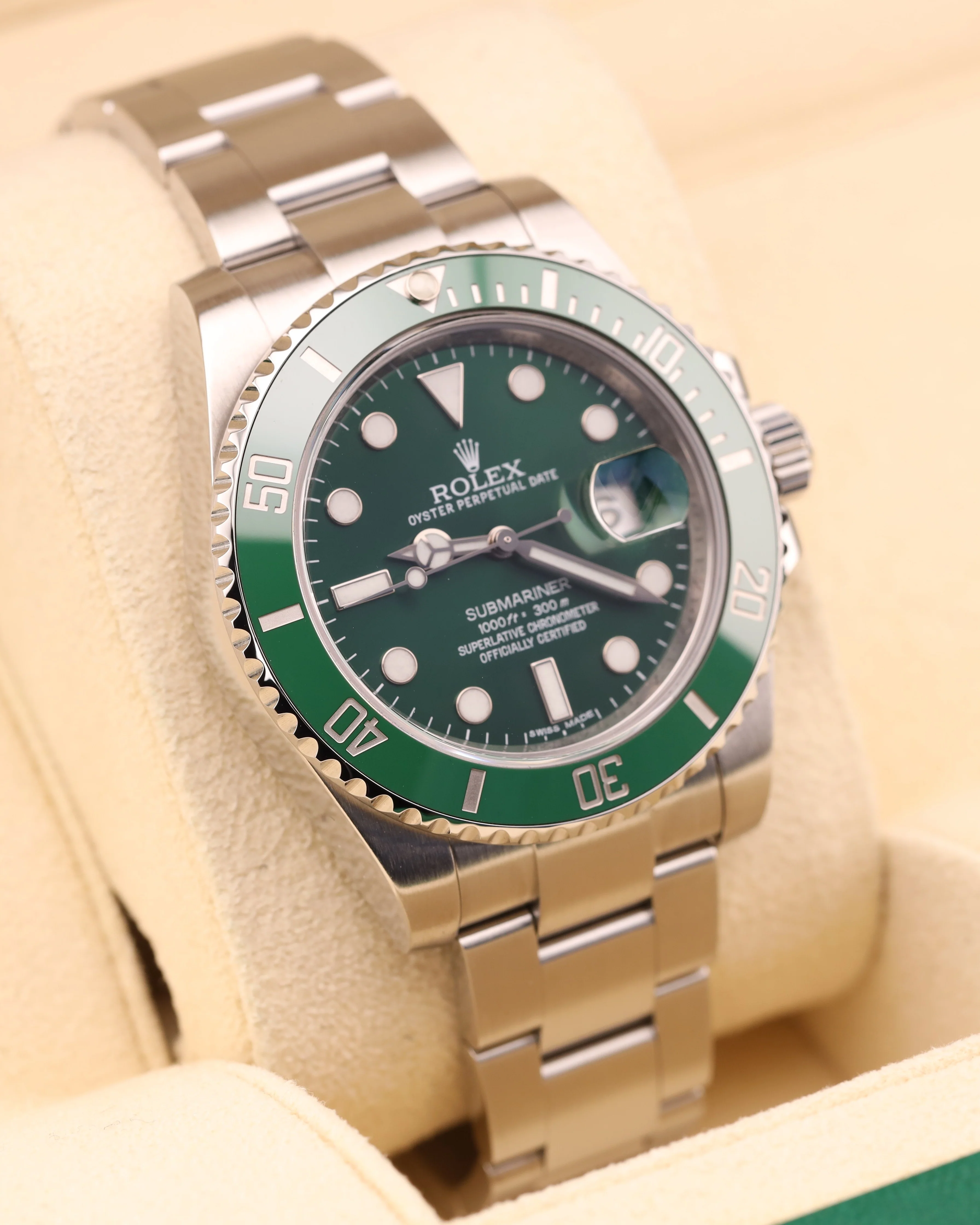 Rolex Submariner Date HULK Green Dial Oyster 116610LV - 2017 - Image 5