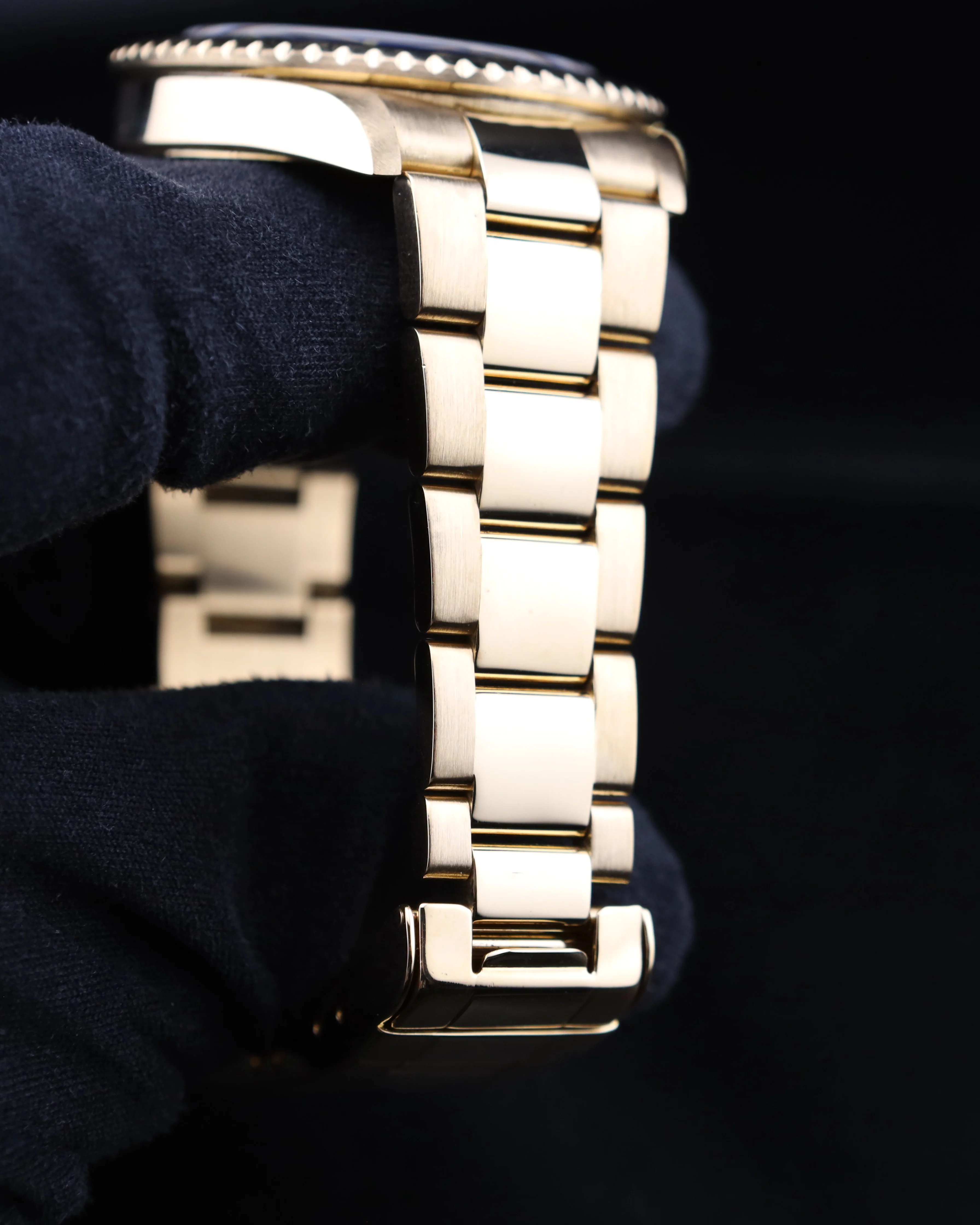 Rolex Submariner Date Champagne Serti Dial Yellow Gold 16618 - Image 11