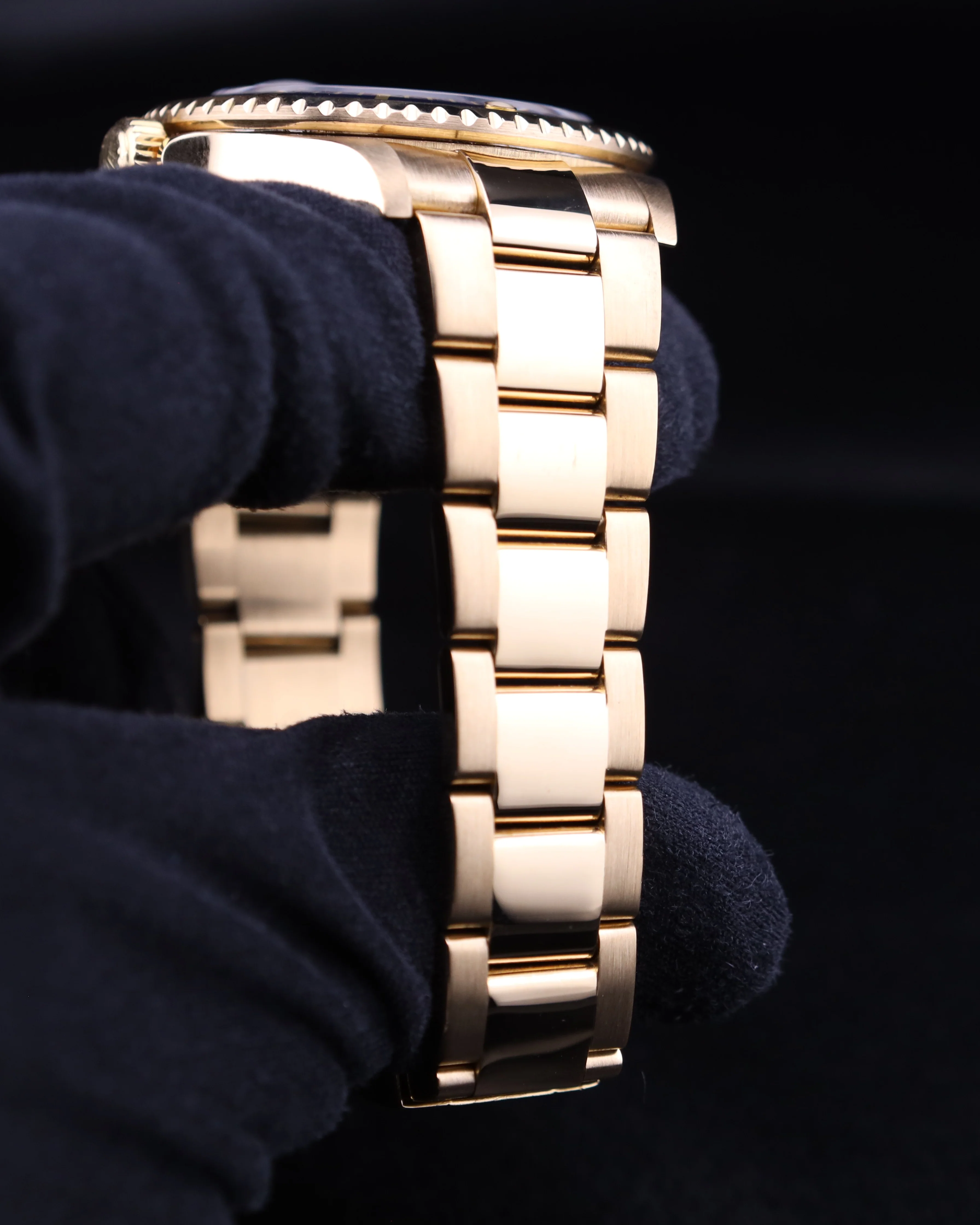 Rolex Submariner Date Champagne Serti Dial Yellow Gold 16618 - Image 12