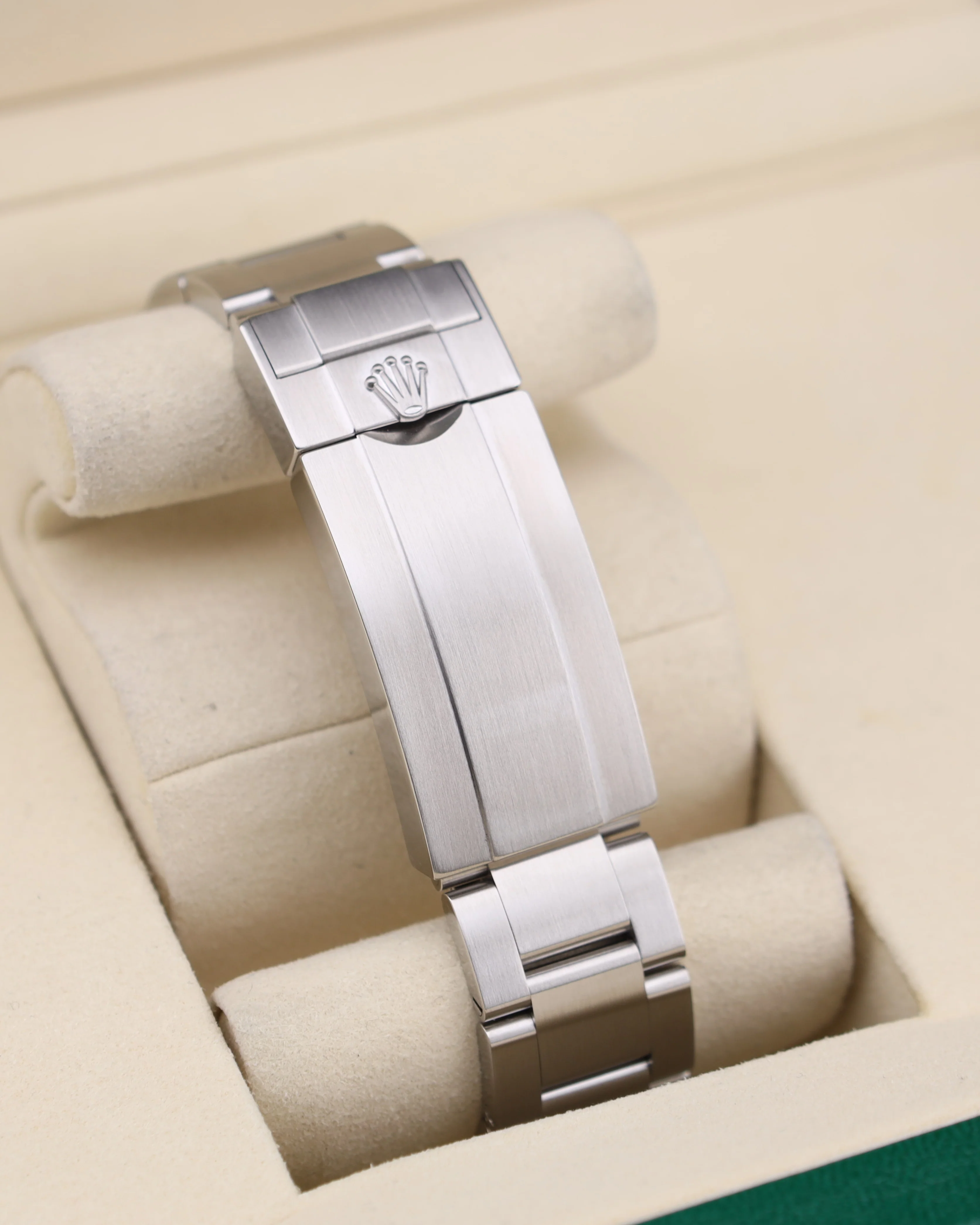 Rolex Submariner No Date Black Dial 124060 - Image 9