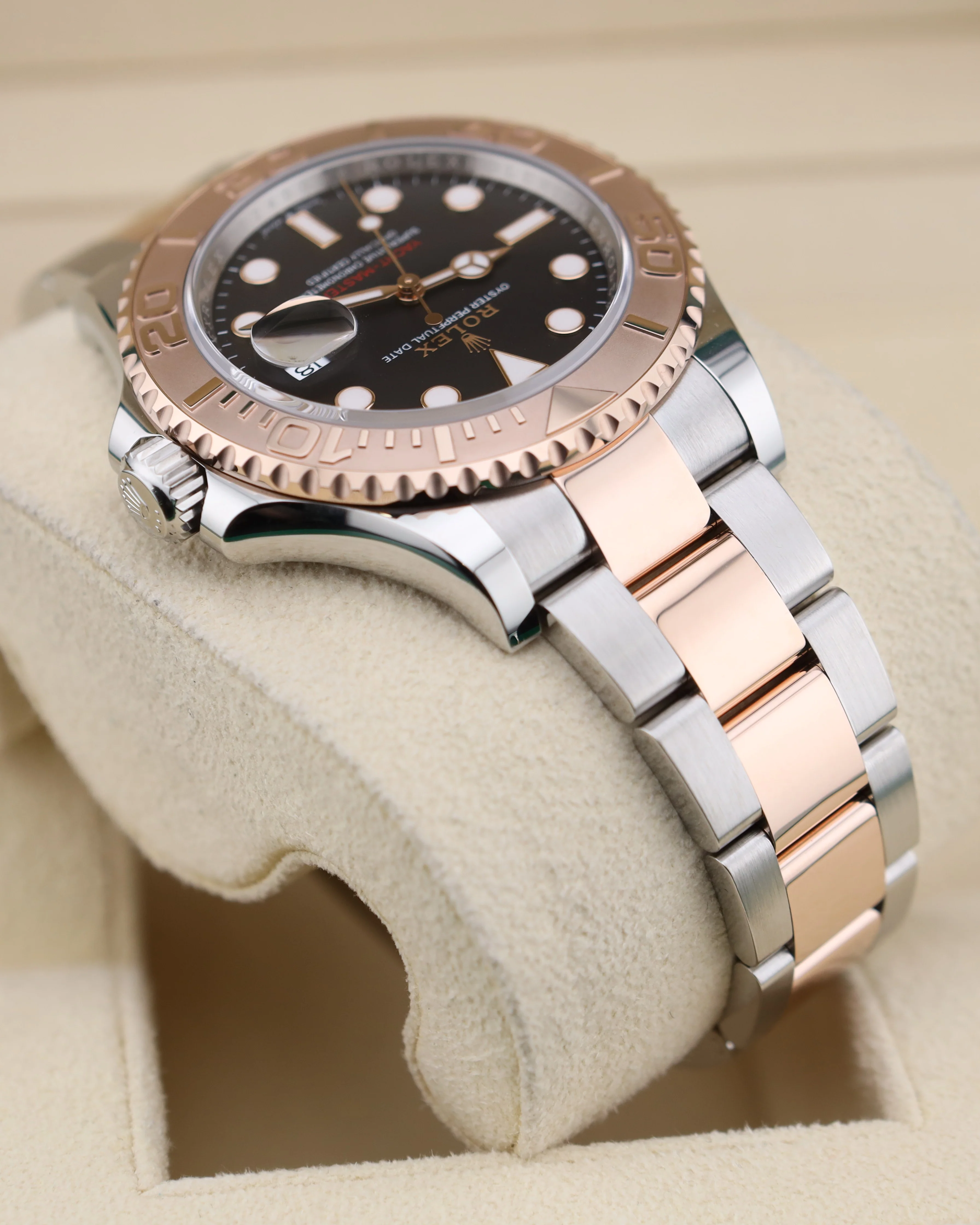 Rolex Yacht-Master 40 Black DIal Rose Gold 126621 - Image 5